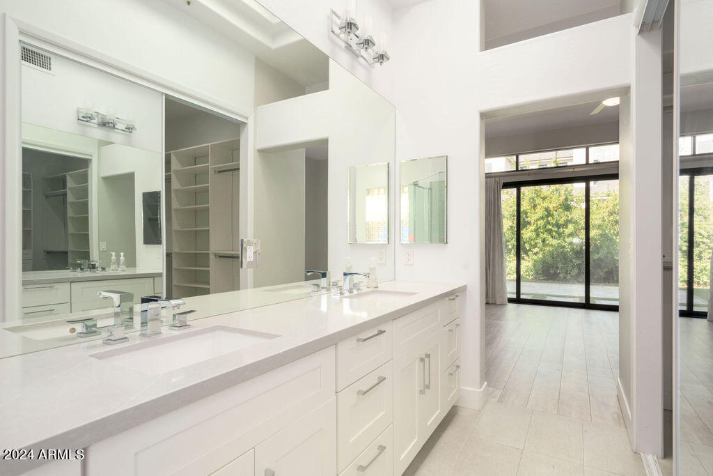 6711 E Camelback Road # 61