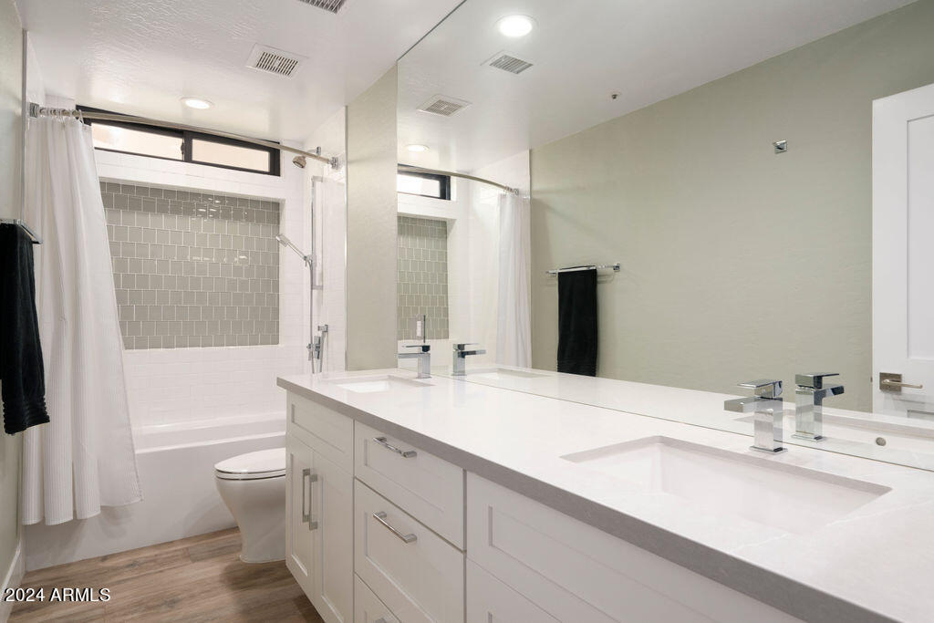 6711 E Camelback Road # 61