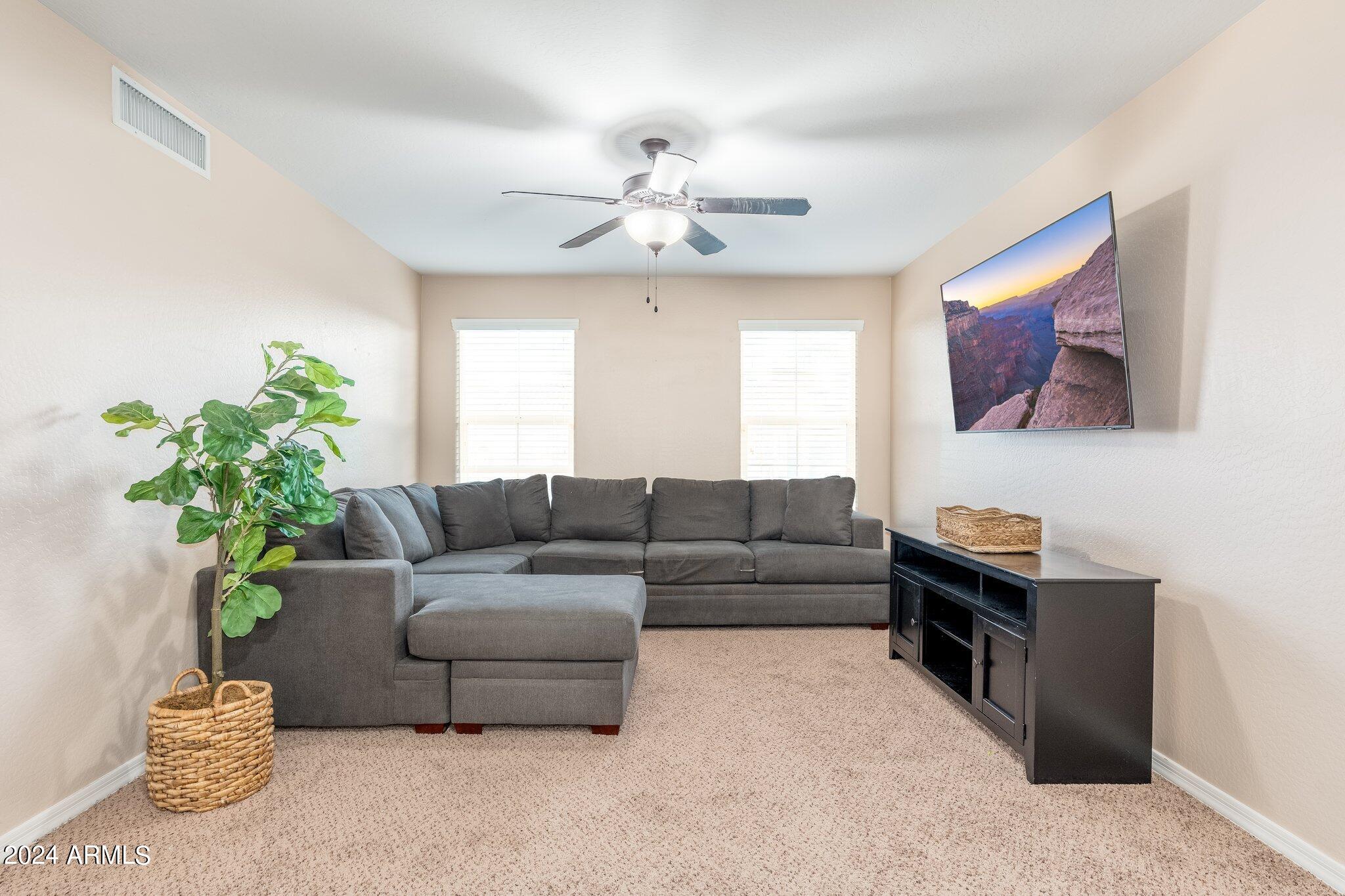17961 W IVY Lane