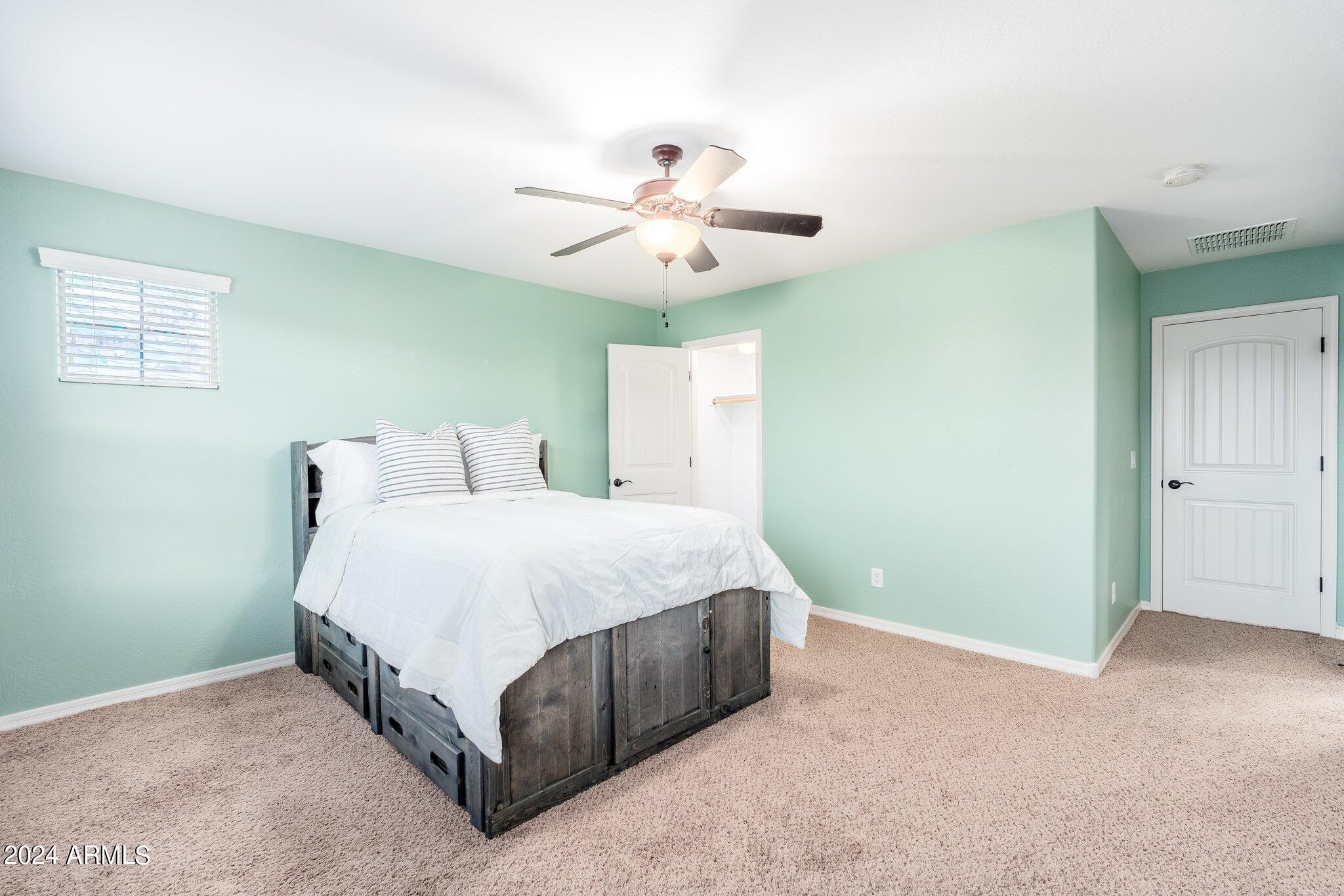 17961 W IVY Lane