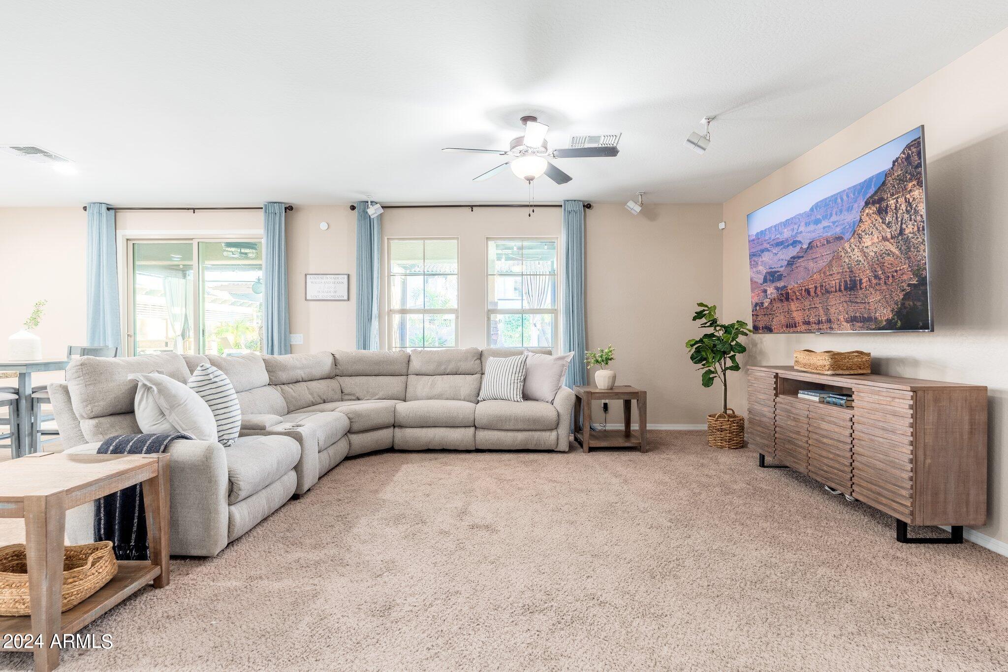 17961 W IVY Lane