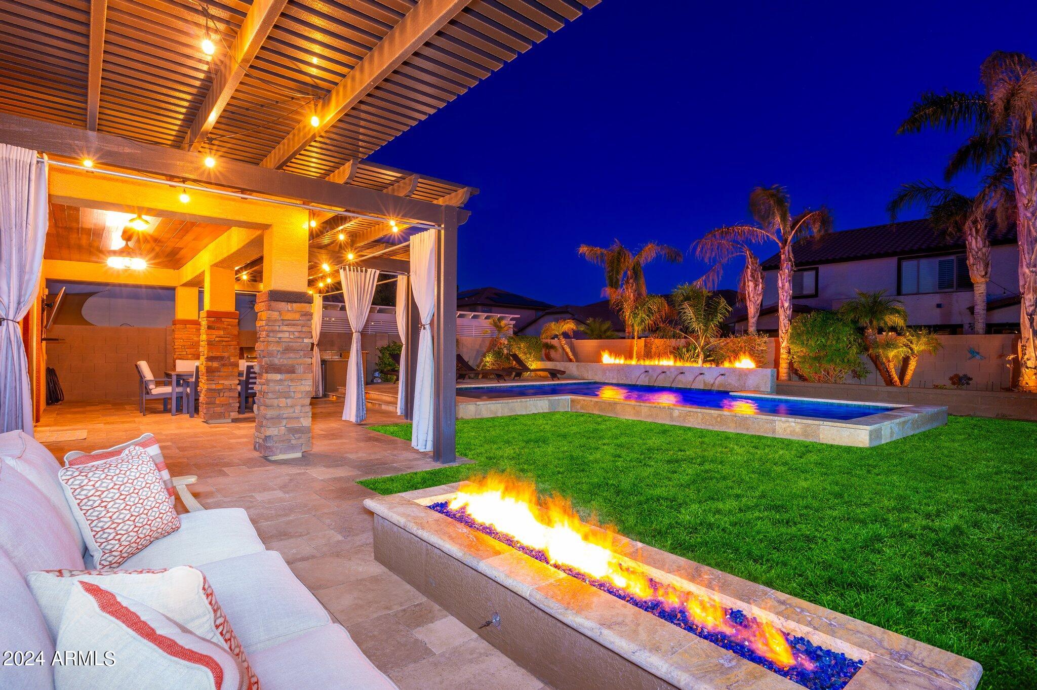 17961 W IVY Lane