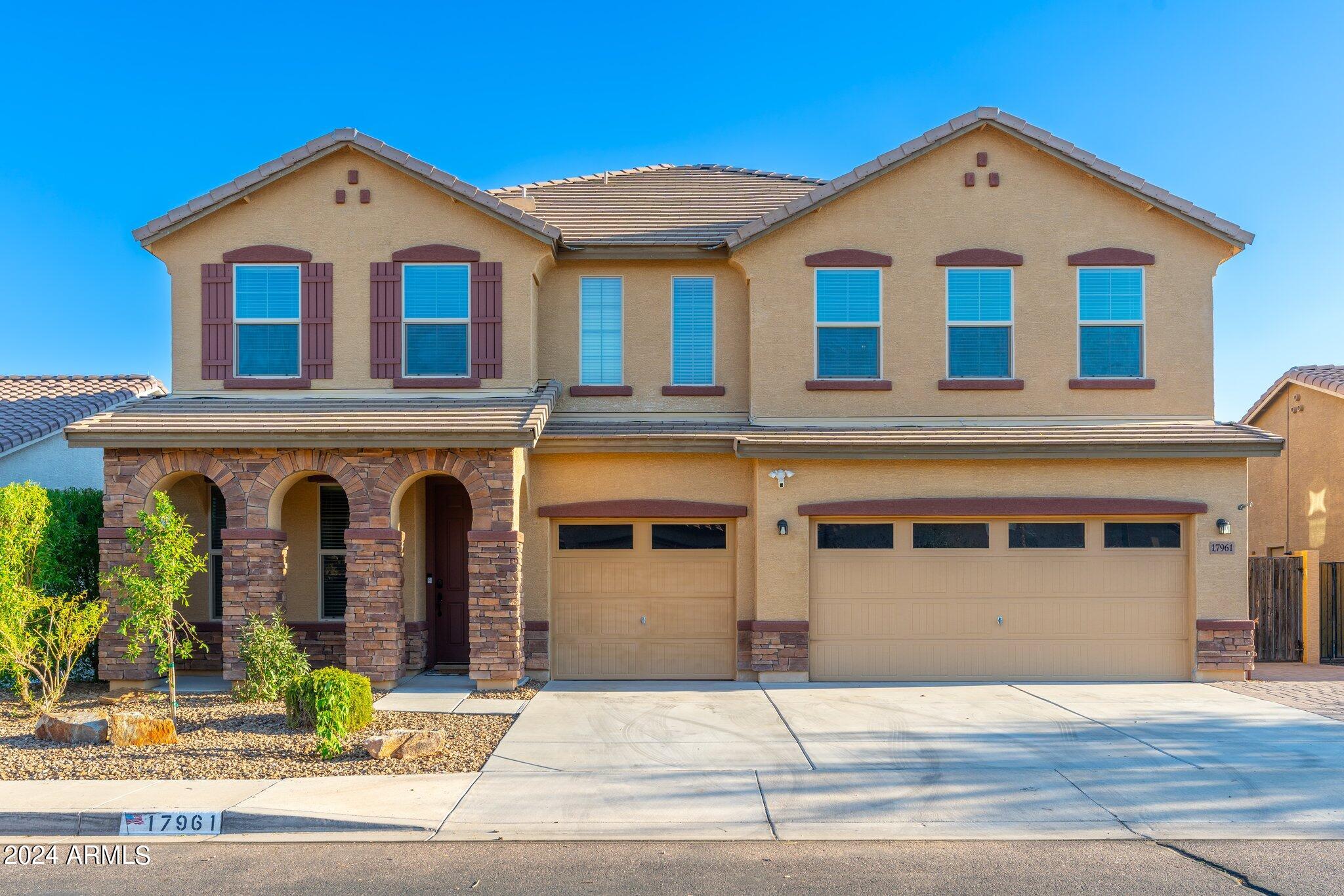 17961 W IVY Lane