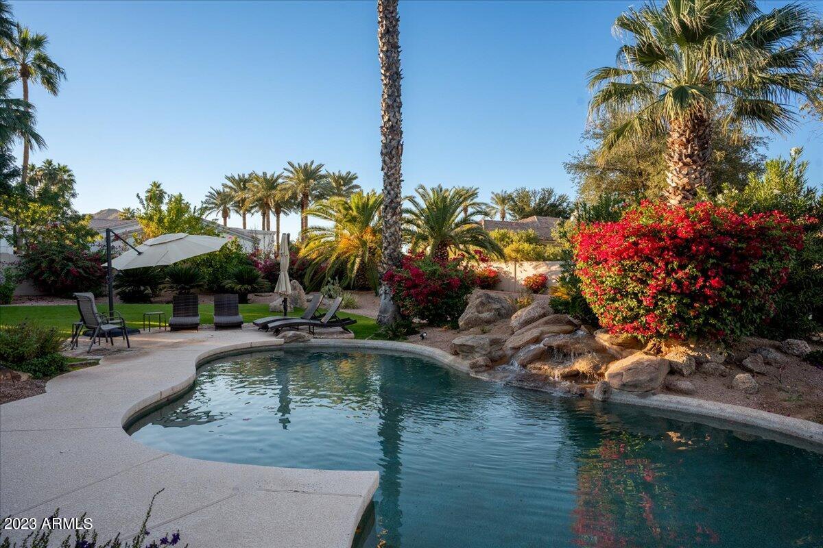 7148 E Valley Trail