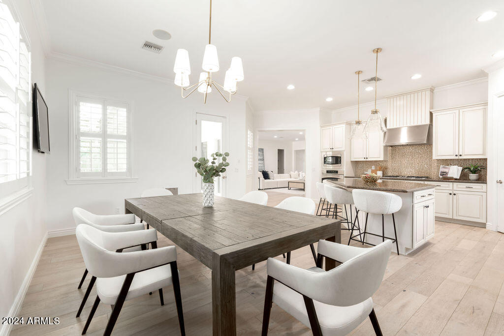 4570 E CALLE TUBERIA --