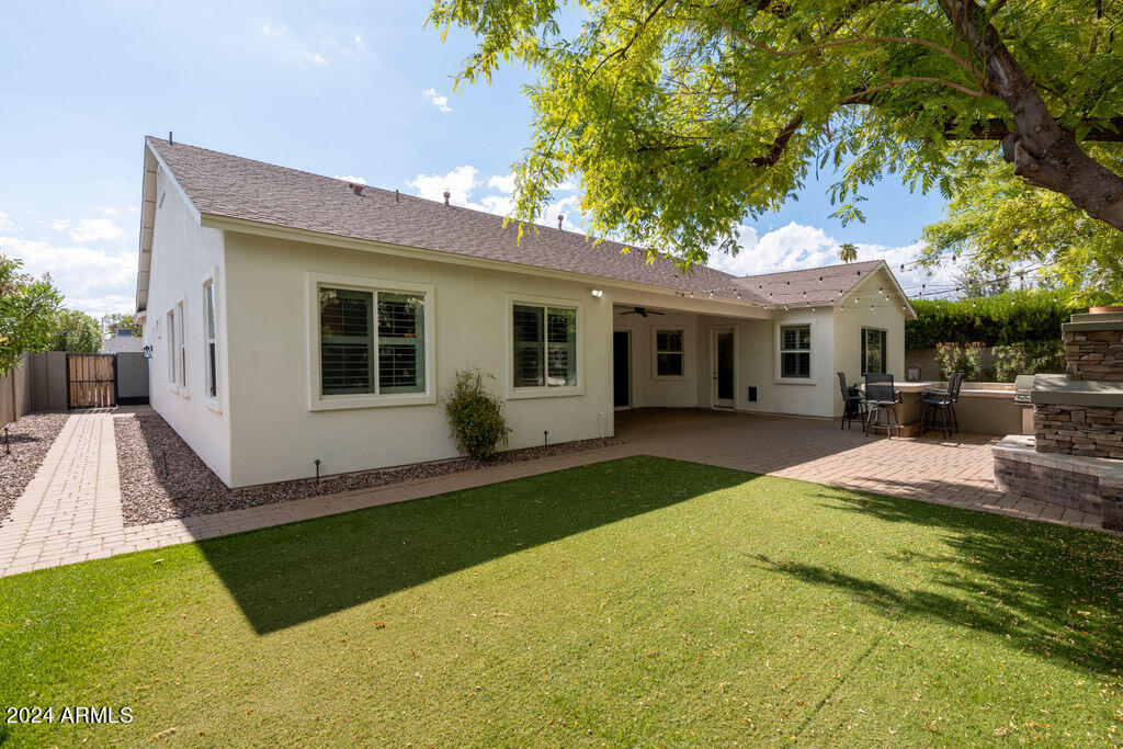 4570 E CALLE TUBERIA --