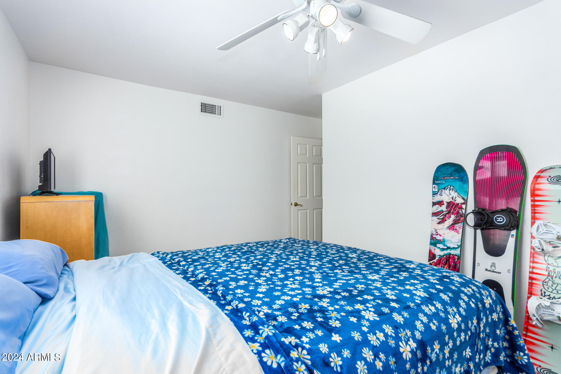 1250 W SAND DUNE Drive