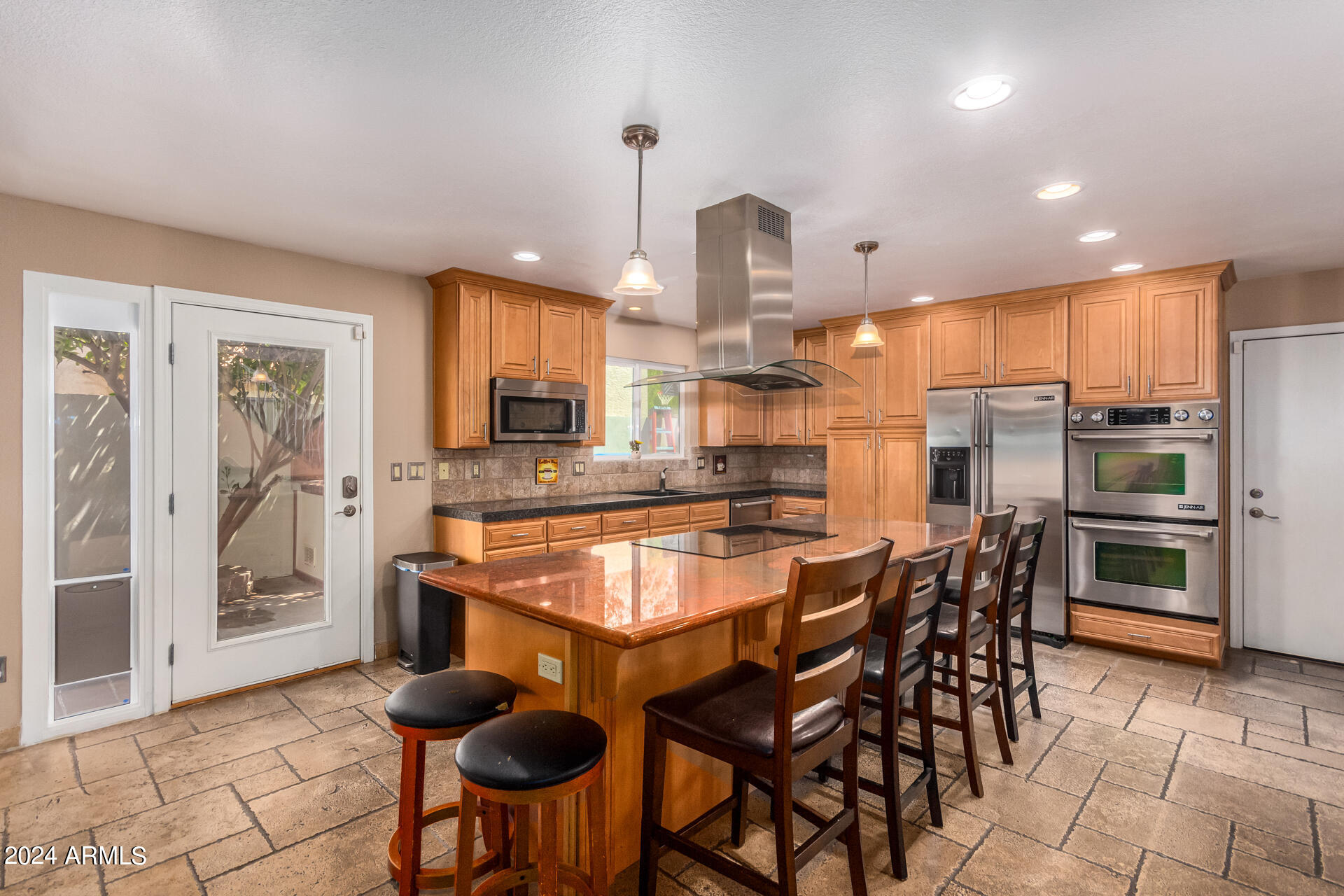 1250 W SAND DUNE Drive