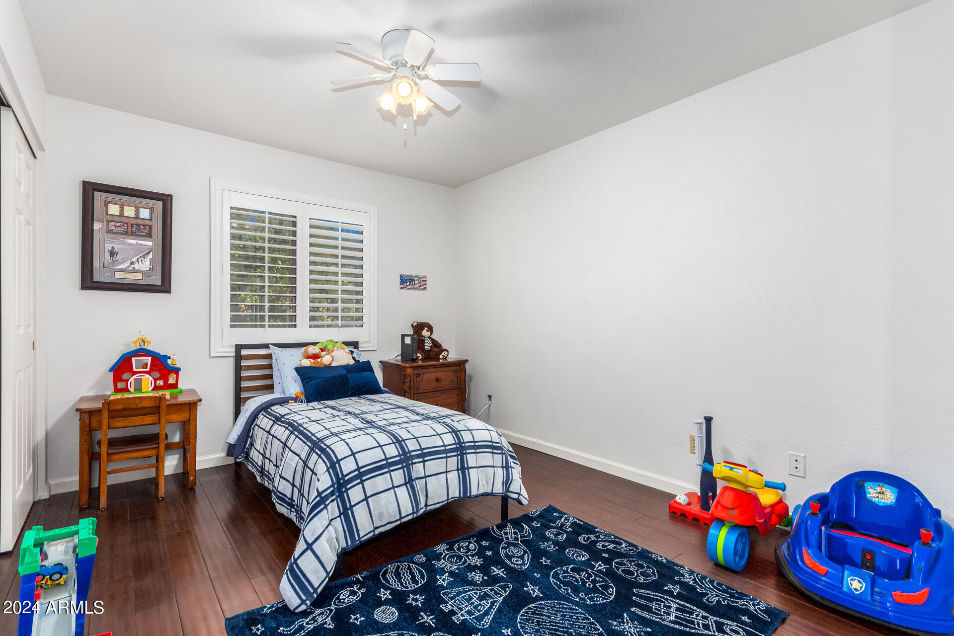 1250 W SAND DUNE Drive