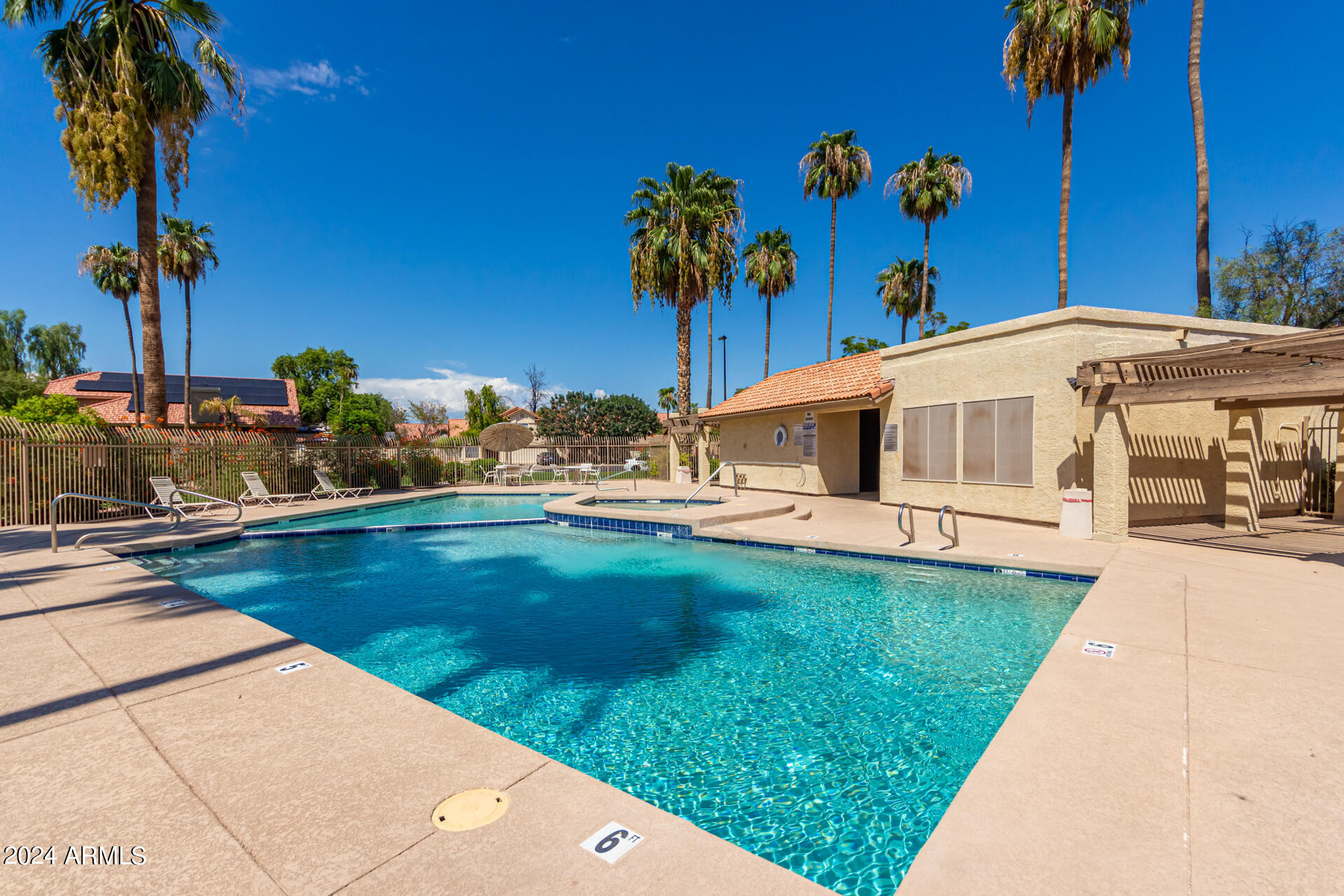 1250 W SAND DUNE Drive