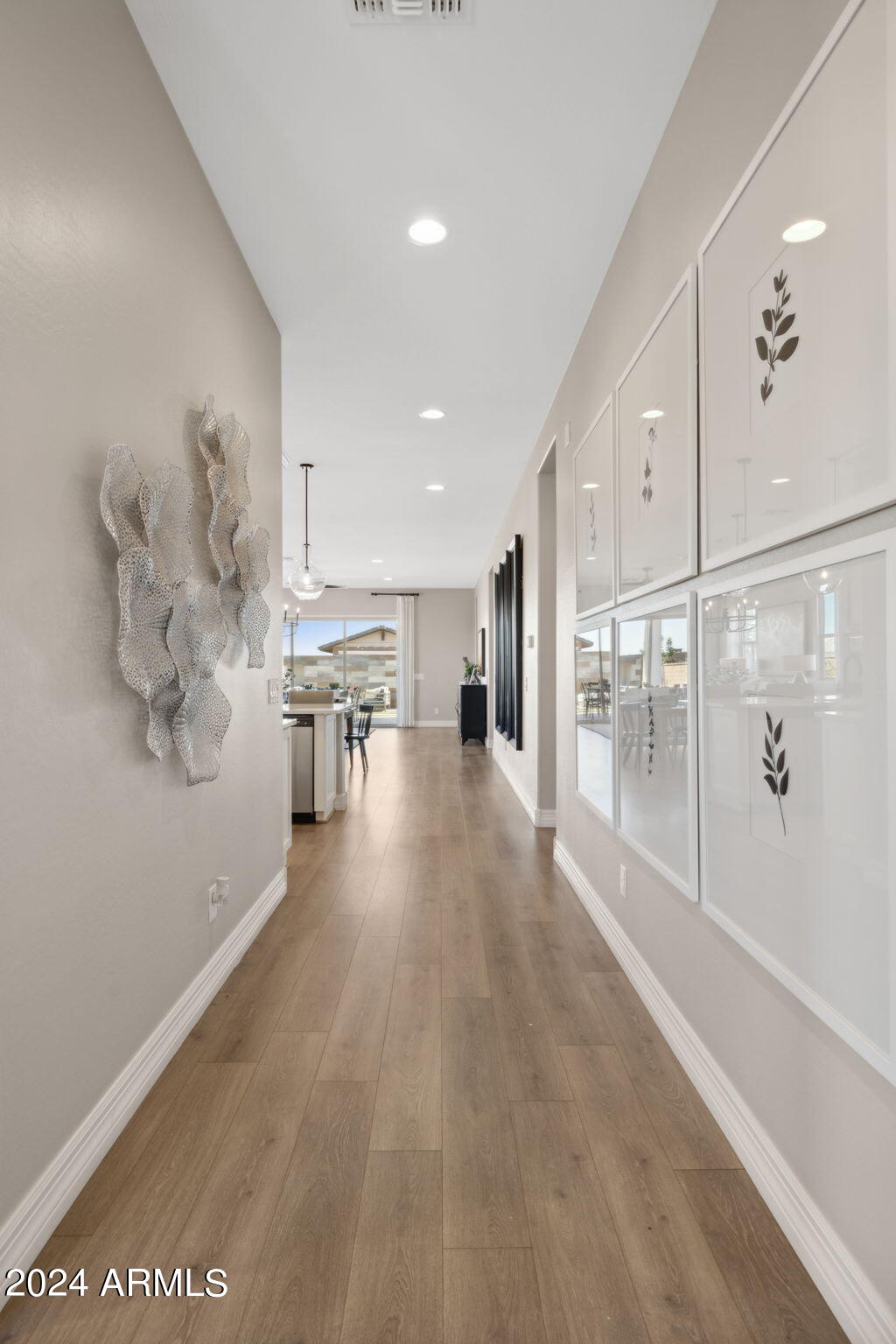 20141 W MONTECITO Avenue