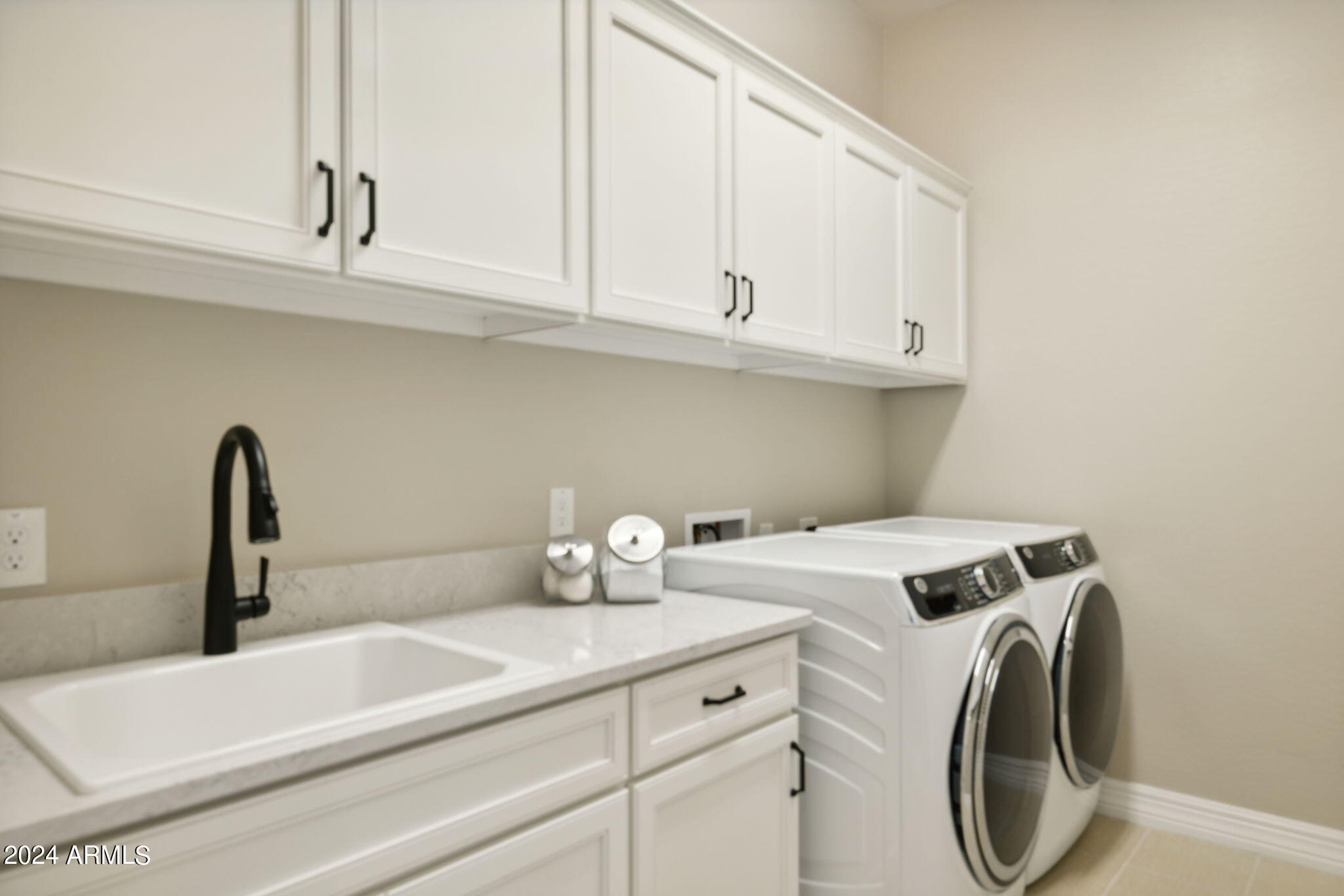 20141 W MONTECITO Avenue