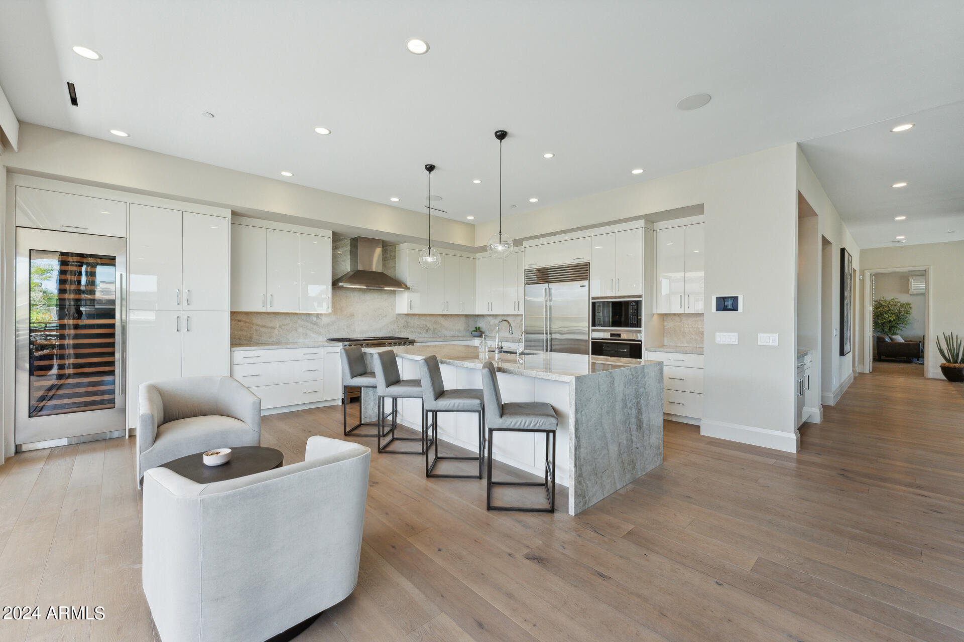 5593 E EDWARD Lane