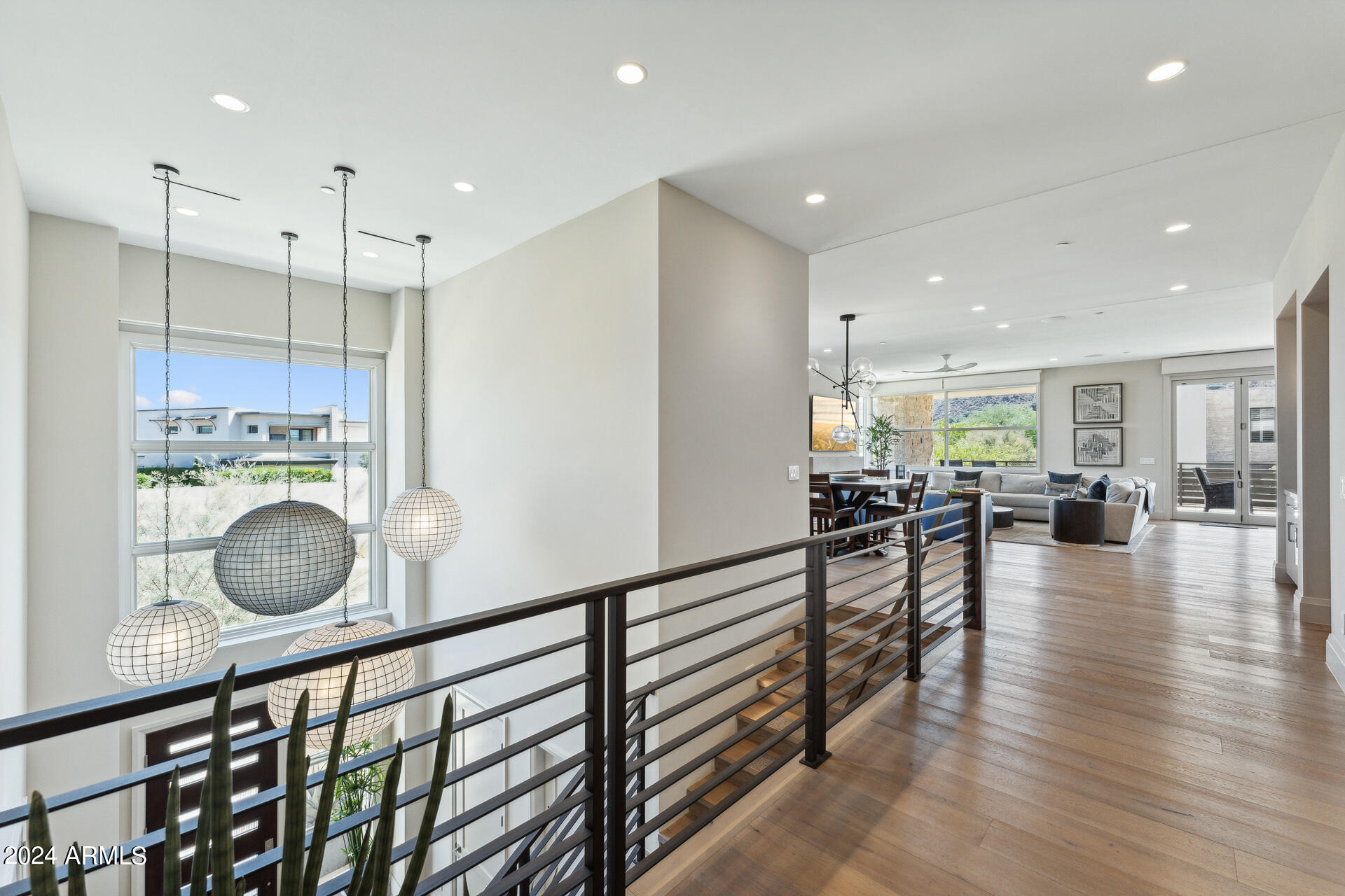 5593 E EDWARD Lane
