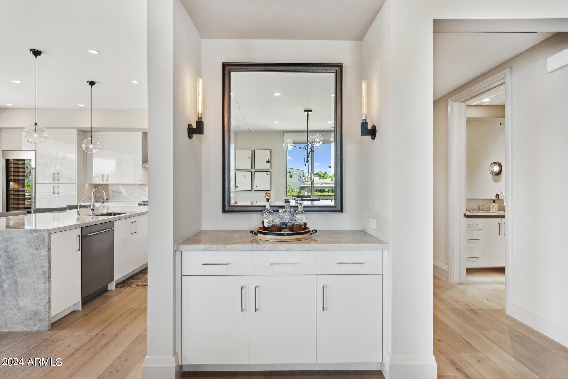 5593 E EDWARD Lane