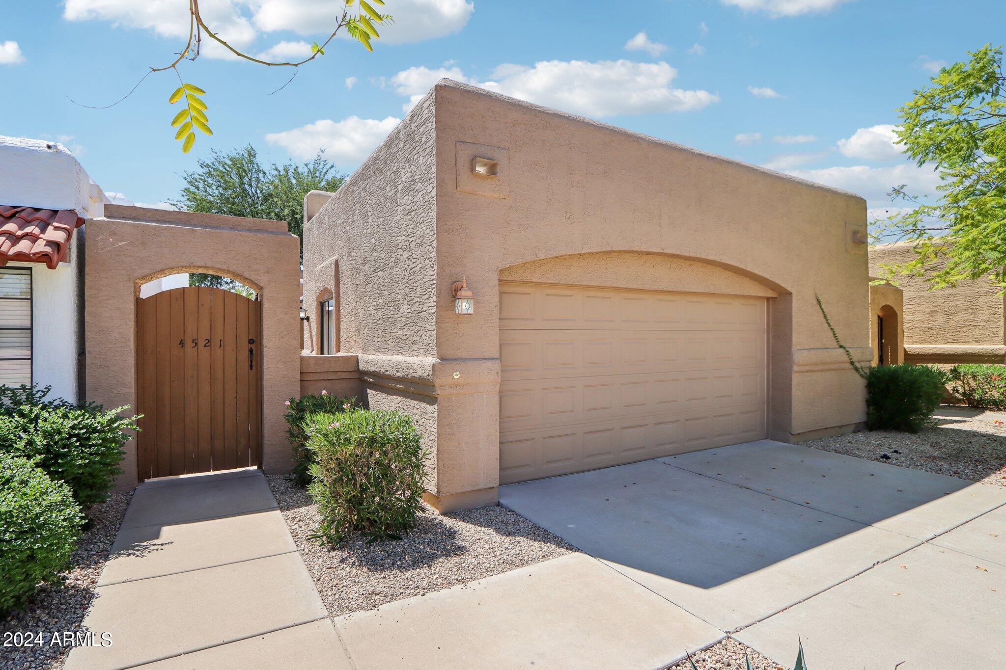 4521 E ROSEMONTE Drive