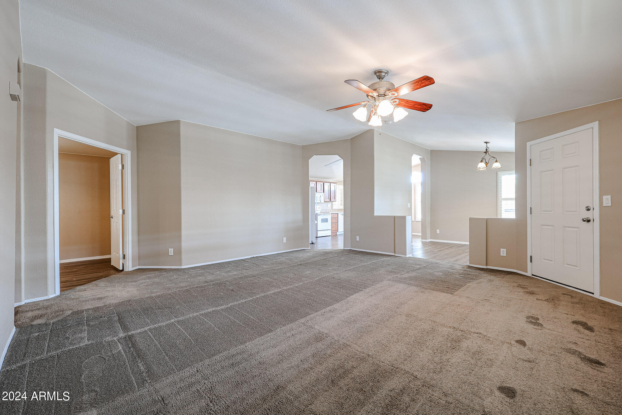 3901 E Pinnacle Peak Road 171