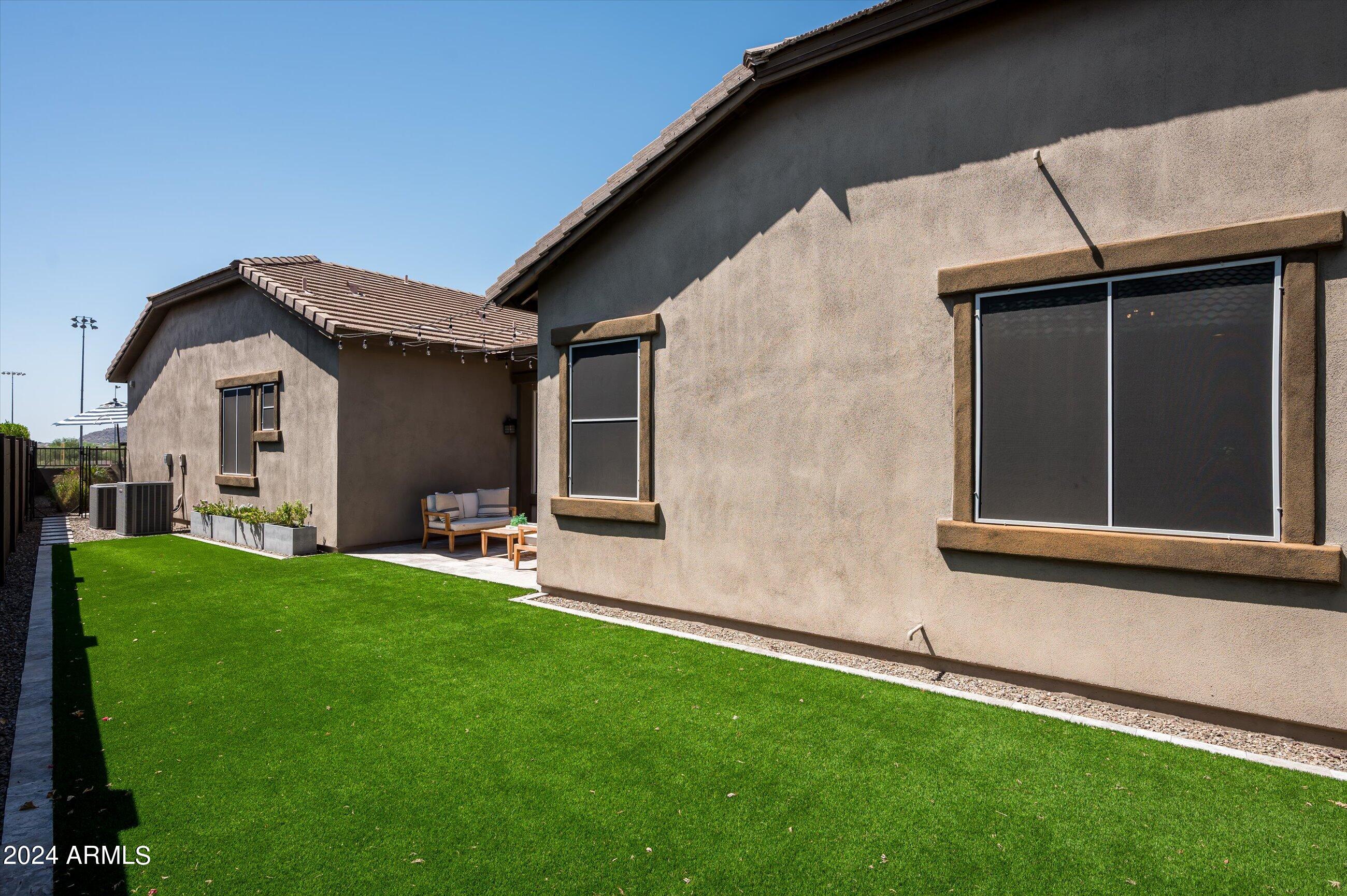 3113 E Half Hitch Place