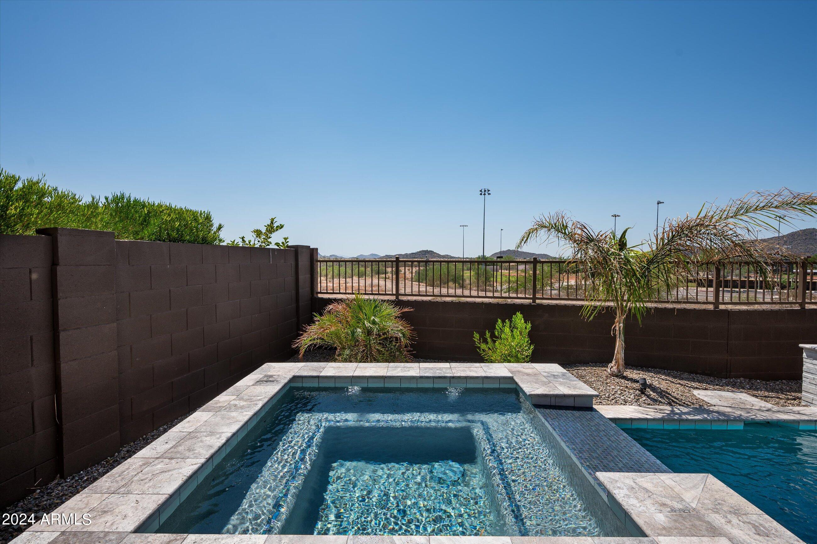 3113 E Half Hitch Place