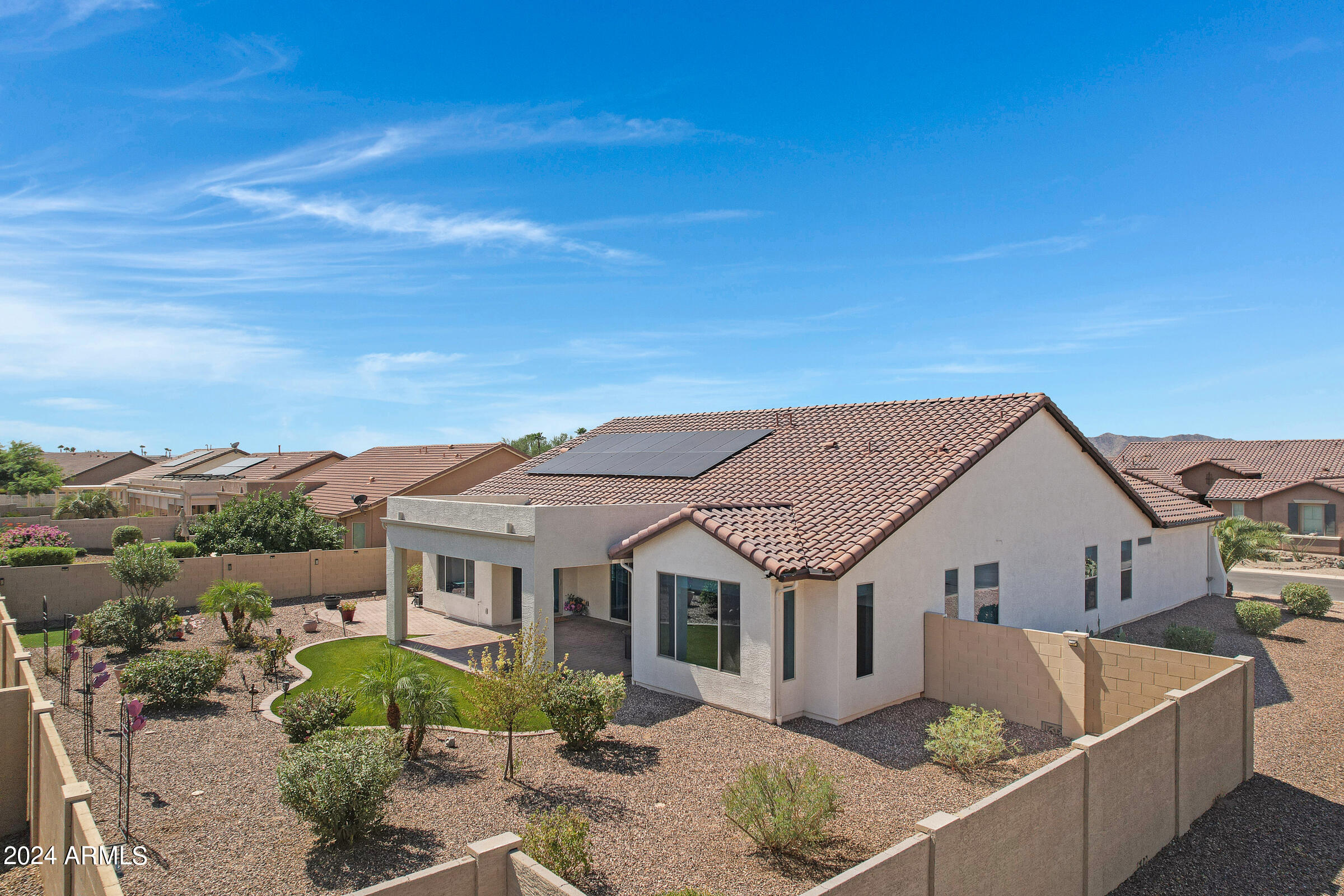 5277 N TONOPAH Drive