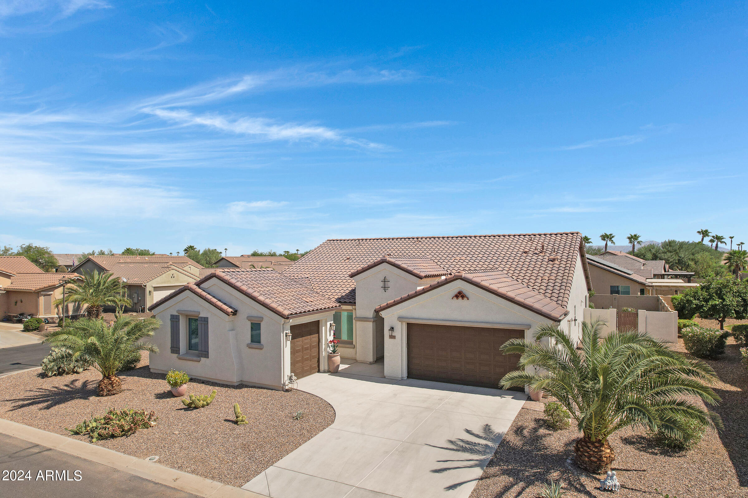 5277 N TONOPAH Drive