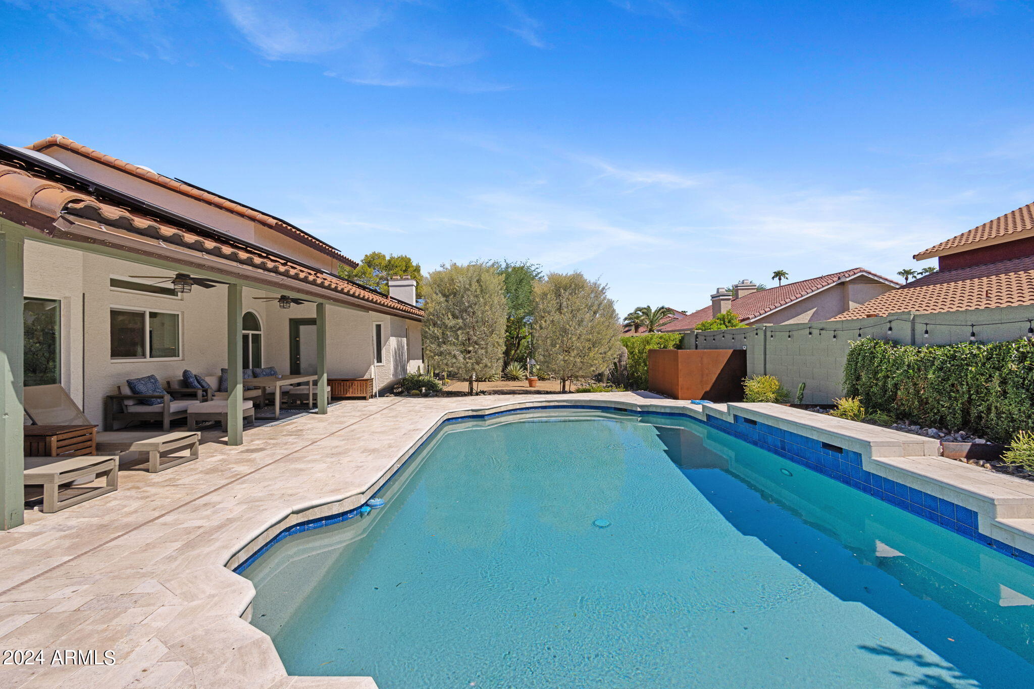 5617 E CLAIRE Drive