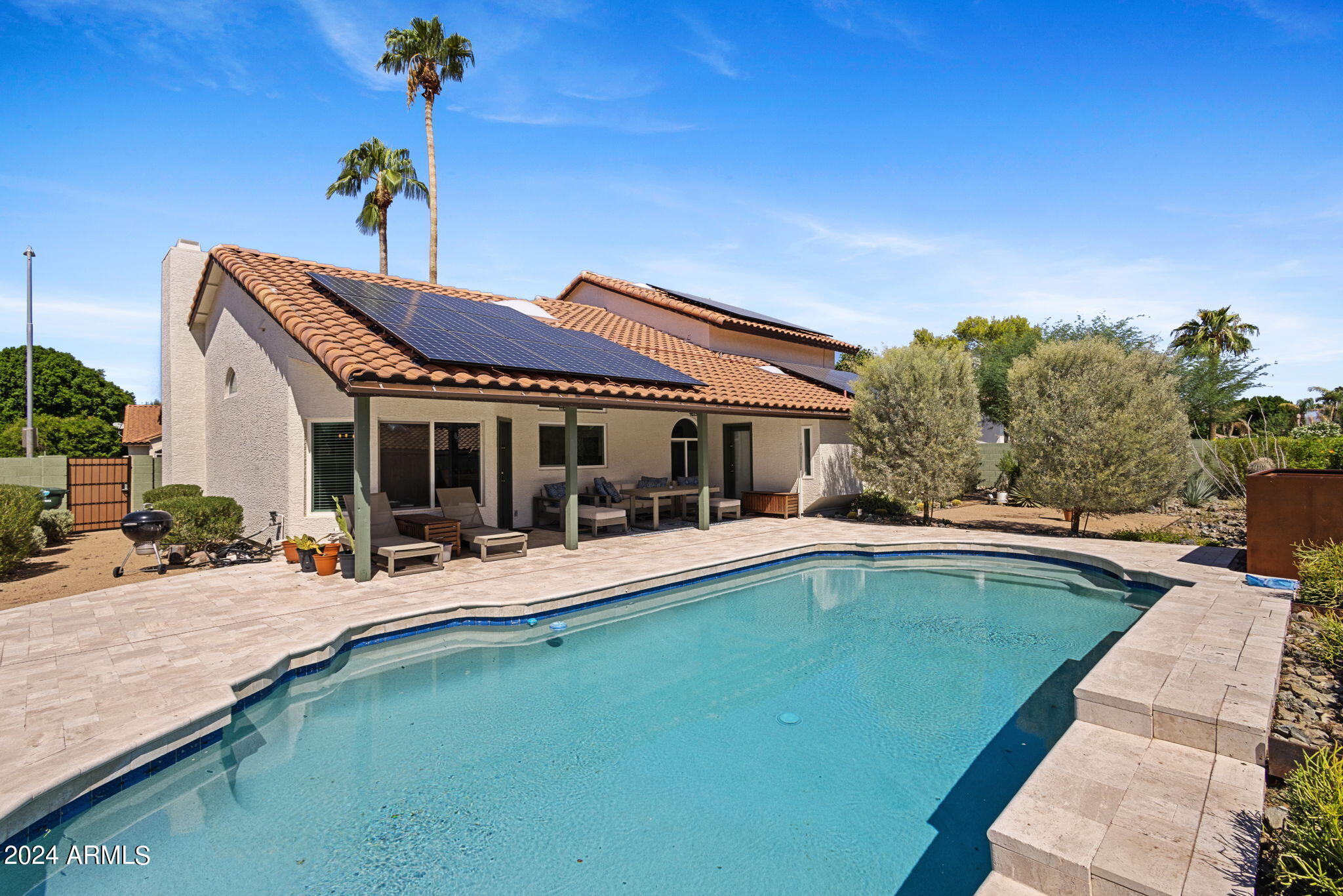 5617 E CLAIRE Drive