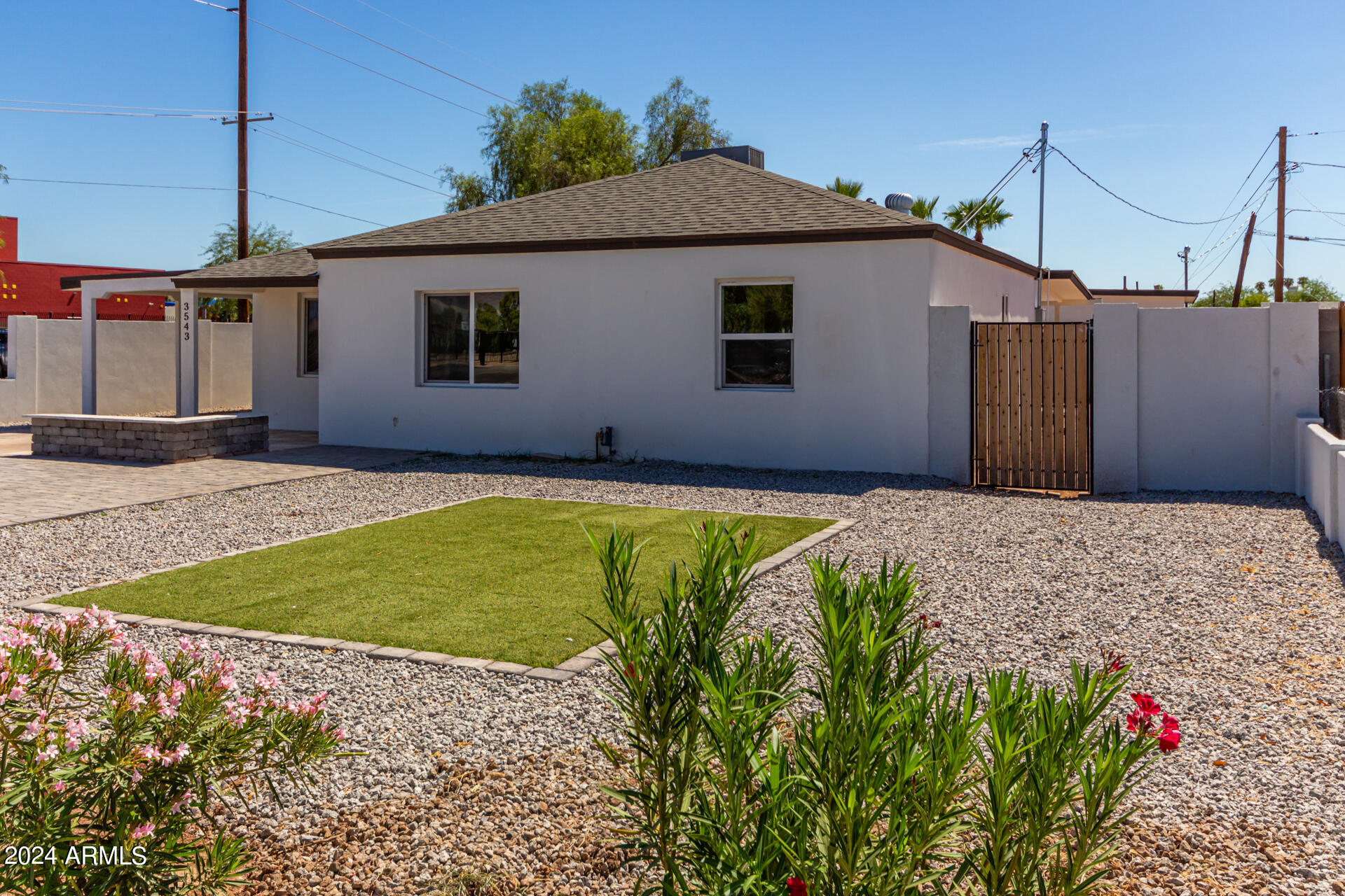 3543 E PIERCE Street