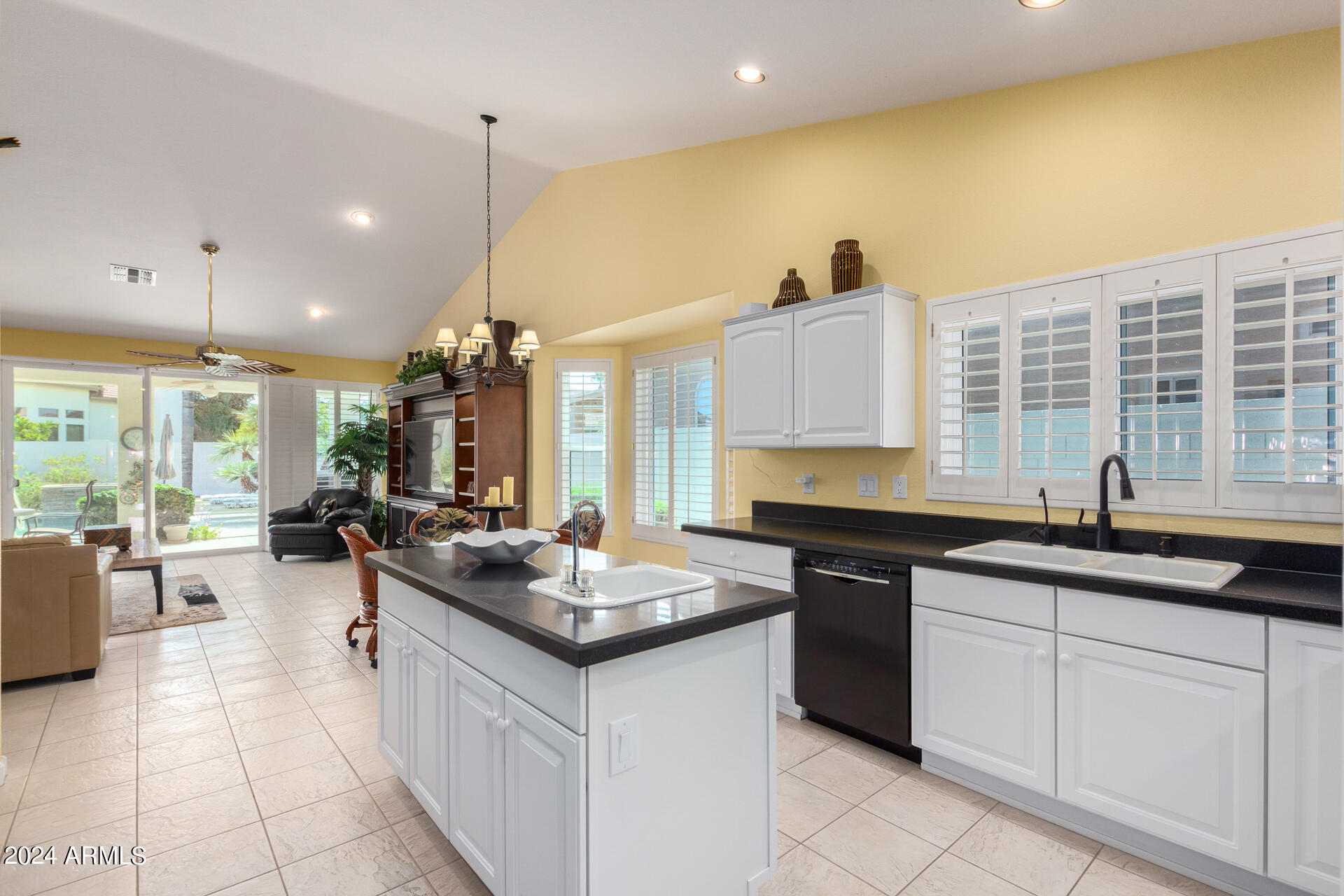 9853 E AMENITY Drive