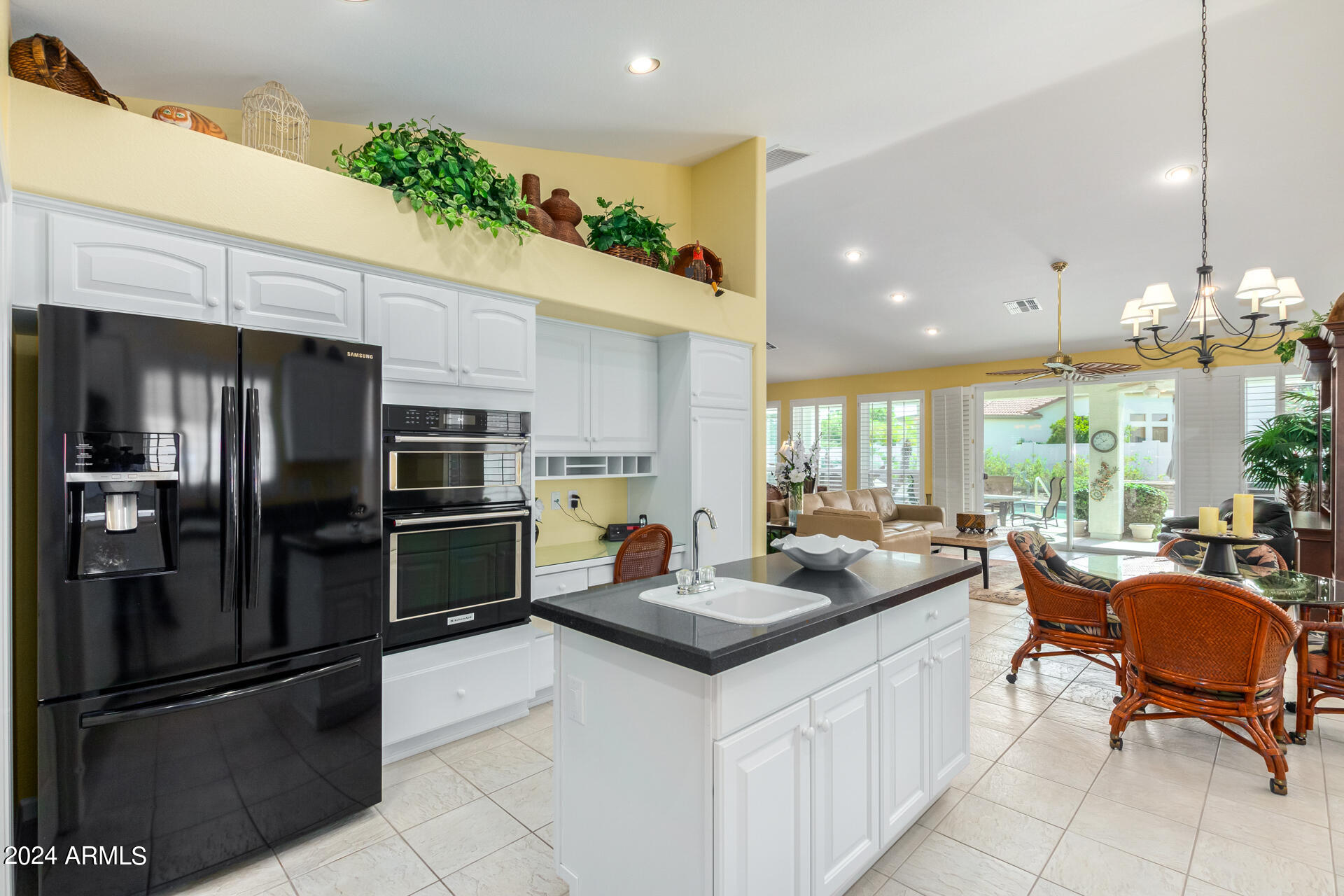 9853 E AMENITY Drive