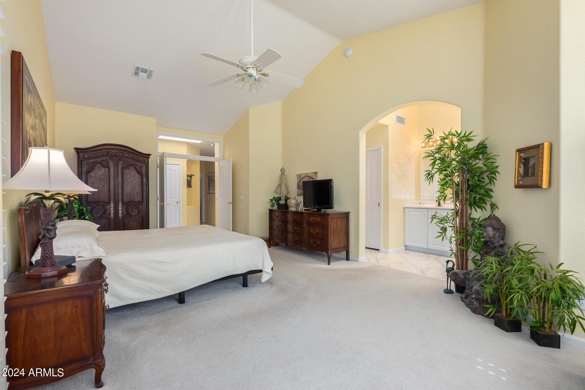 9853 E AMENITY Drive