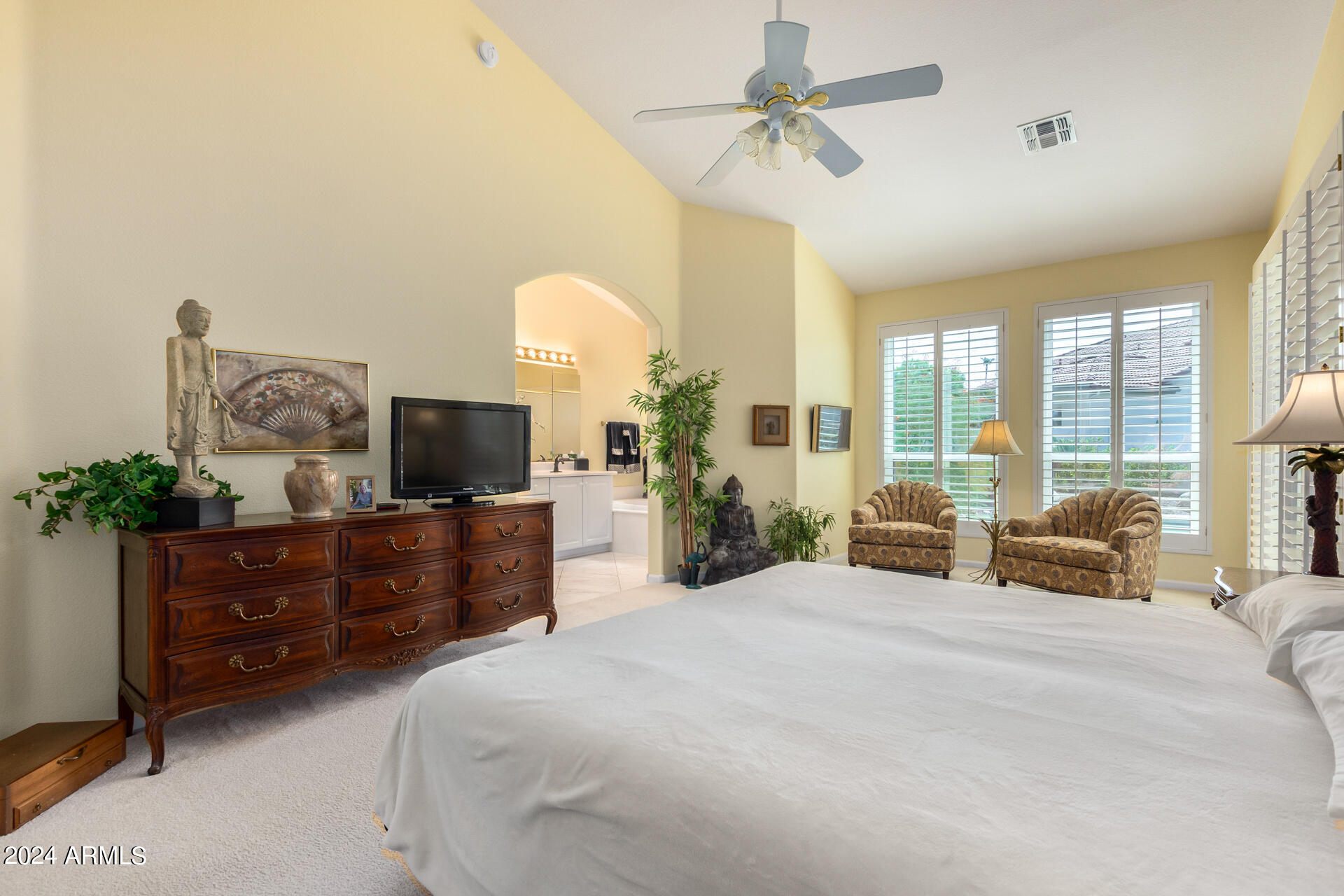 9853 E AMENITY Drive