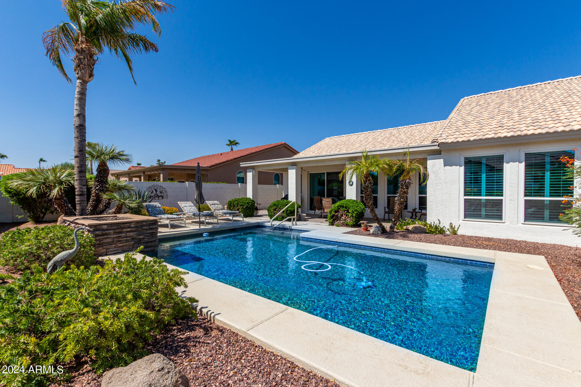 9853 E AMENITY Drive