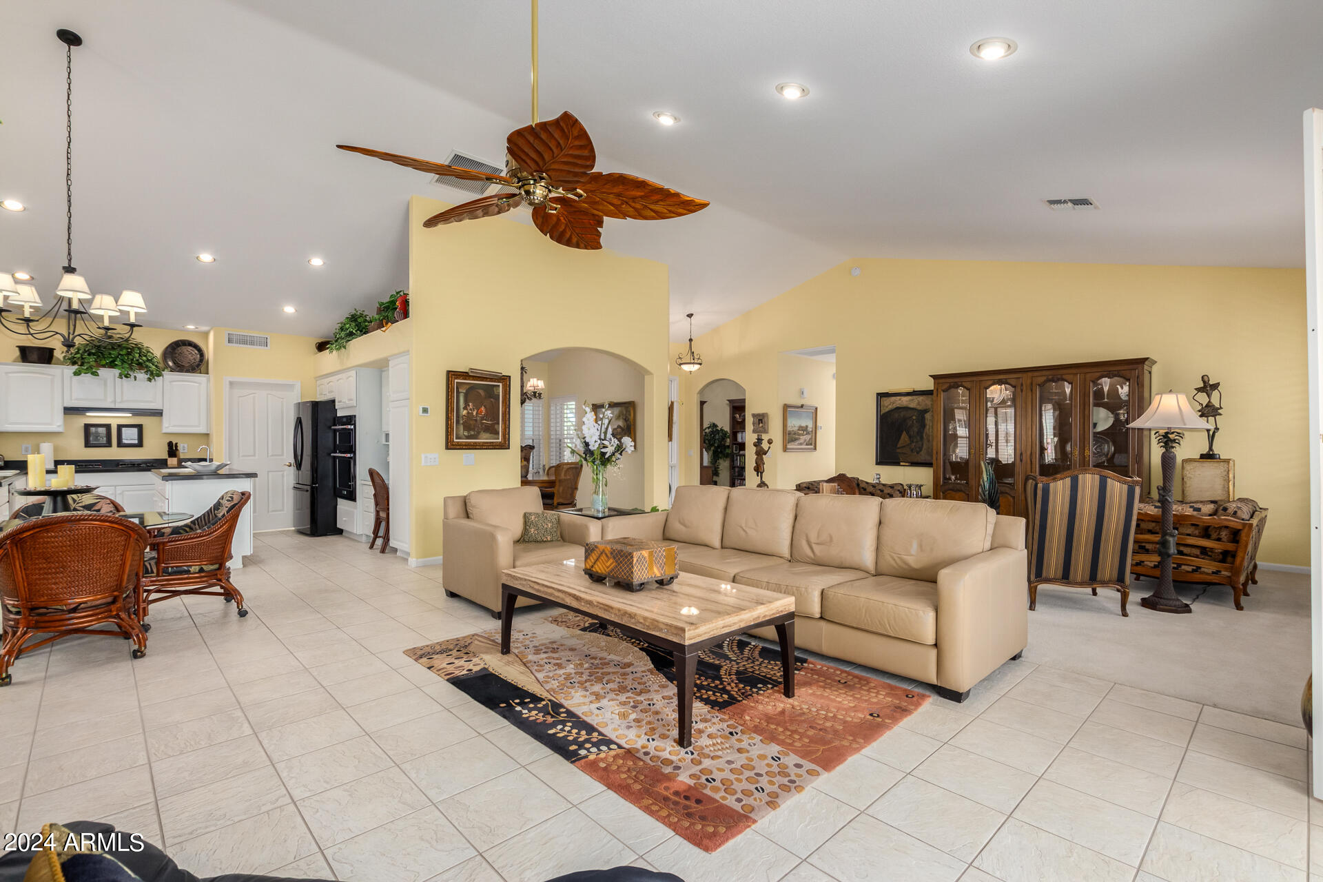 9853 E AMENITY Drive