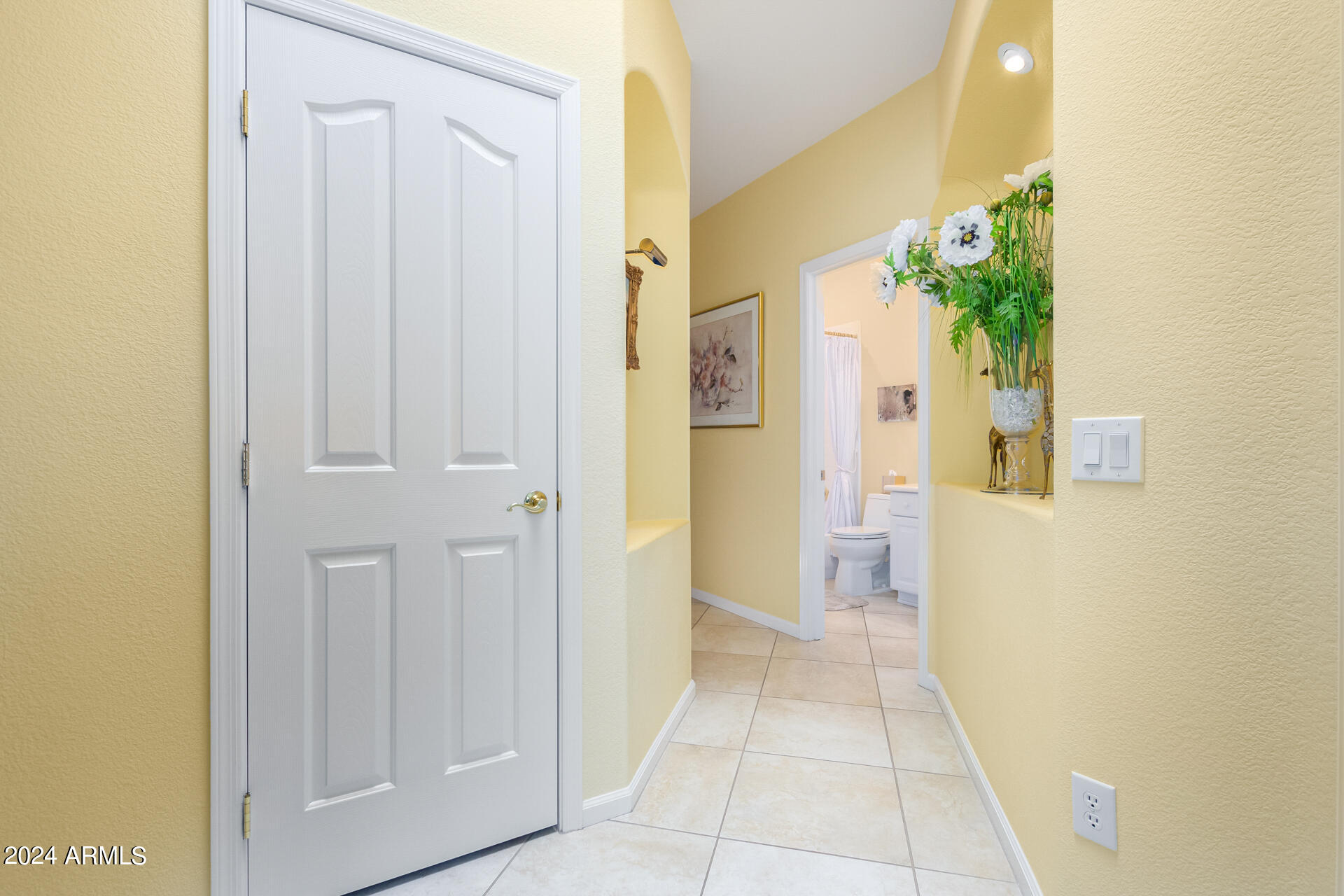 9853 E AMENITY Drive