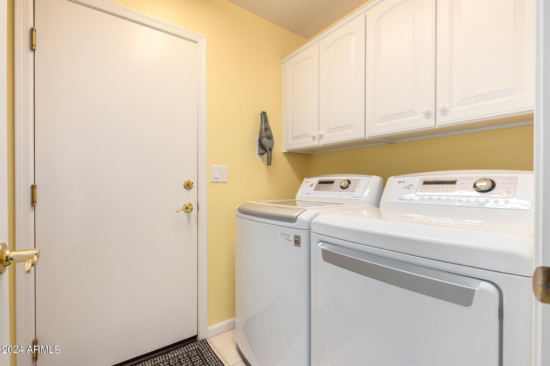 9853 E AMENITY Drive