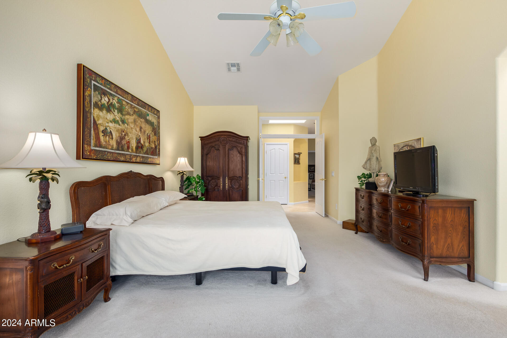 9853 E AMENITY Drive