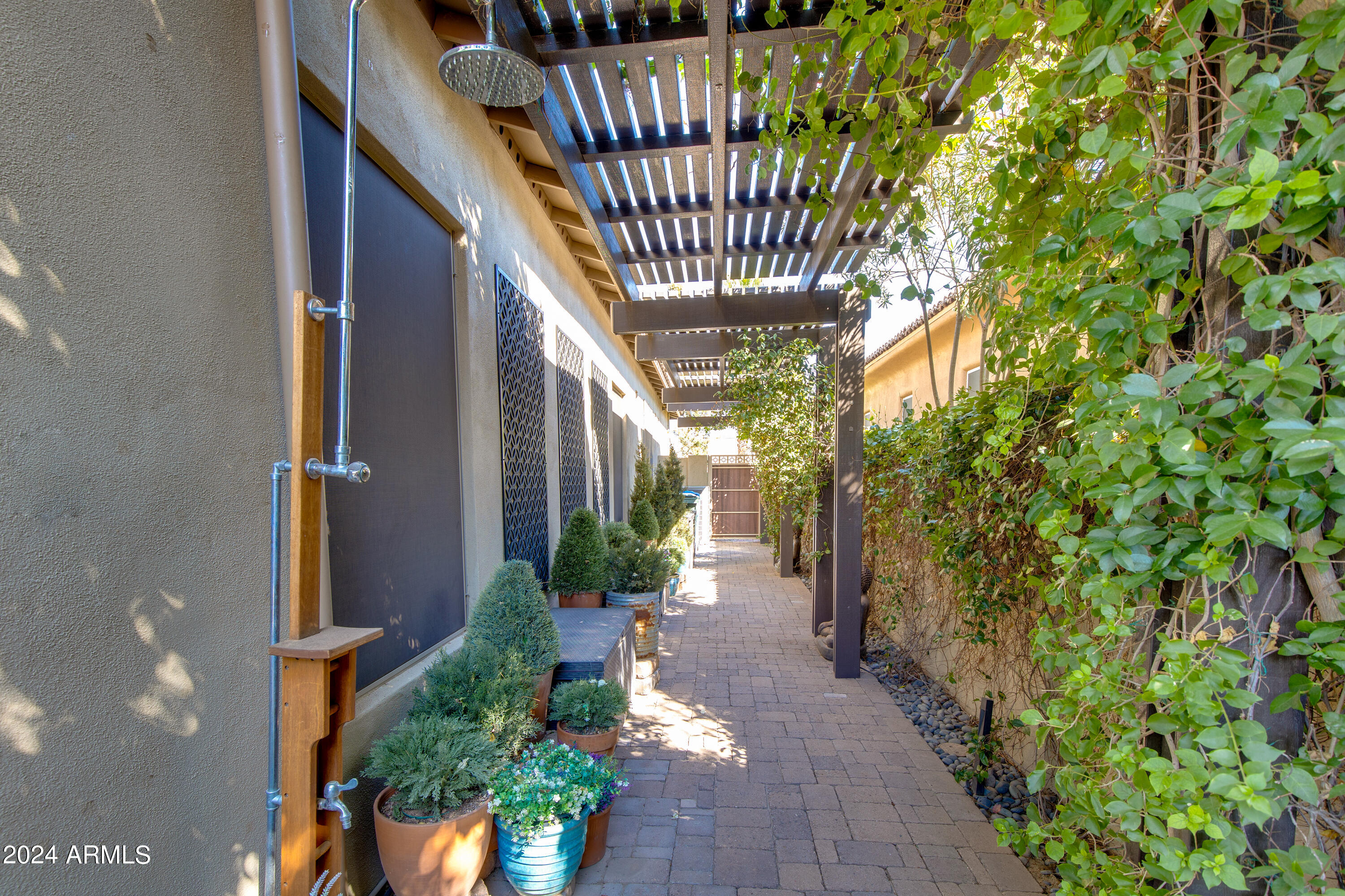309 E GEORGIA Avenue