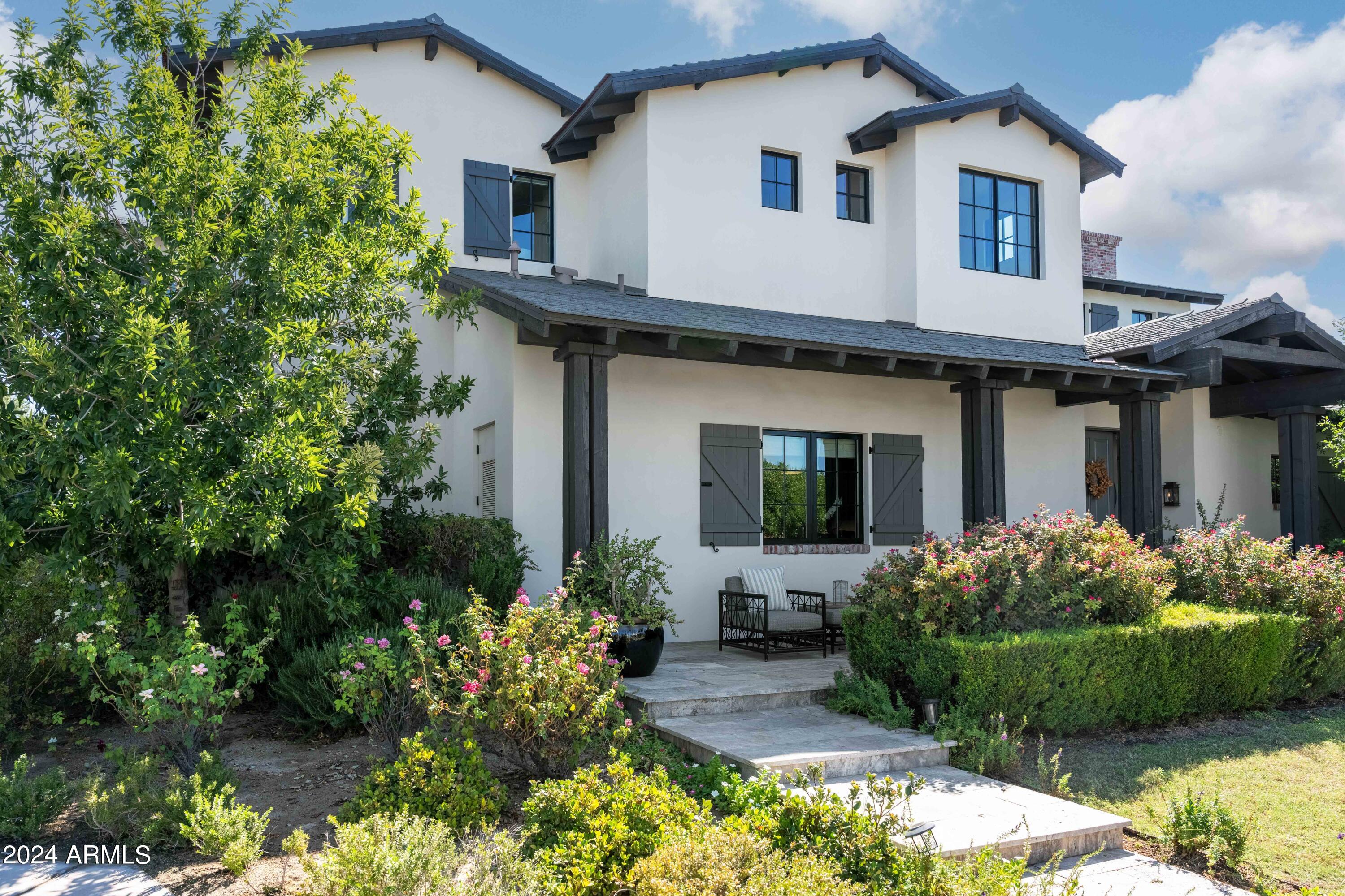 3355 N 55TH Place