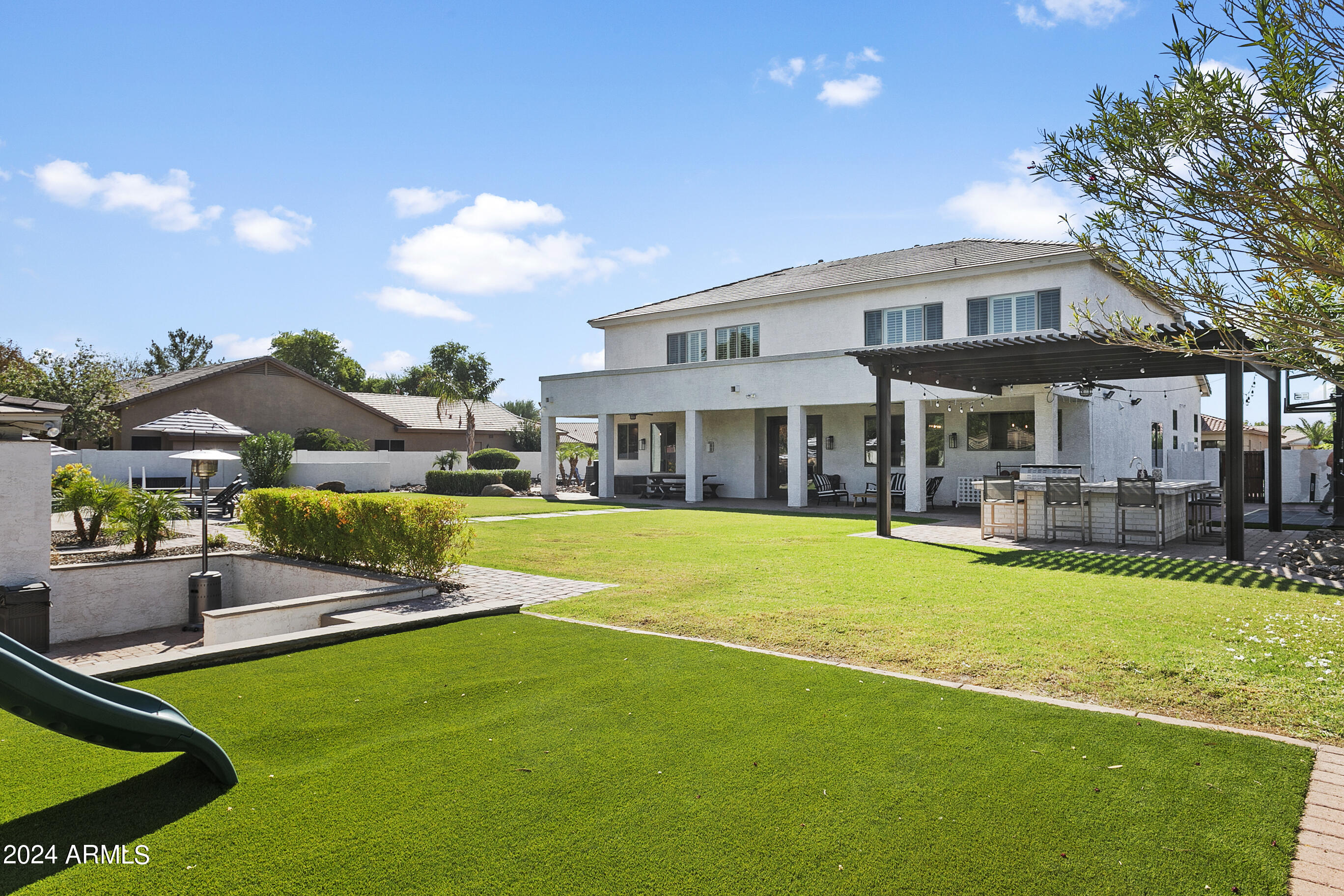 11618 E CHESTNUT Court