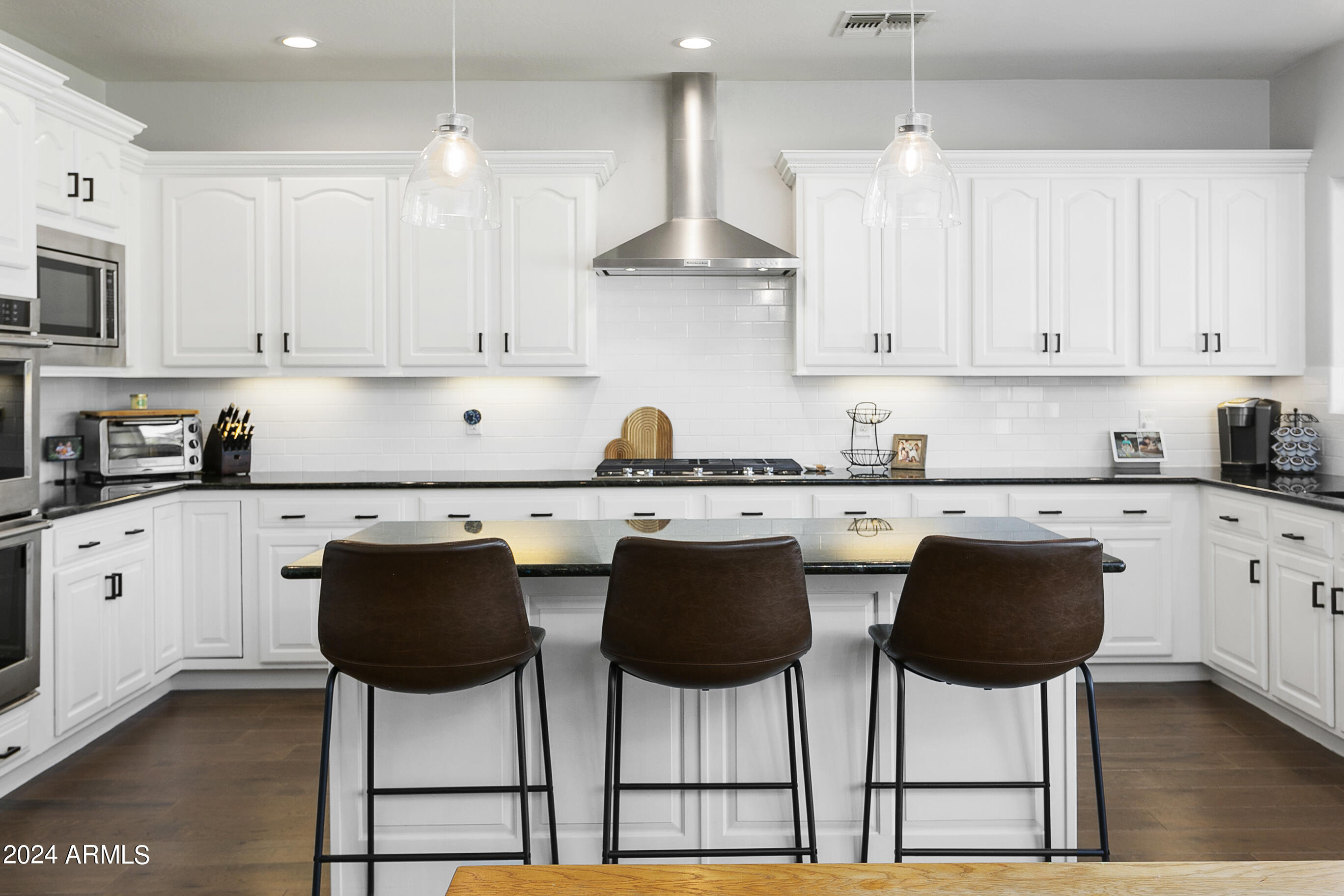 11618 E CHESTNUT Court