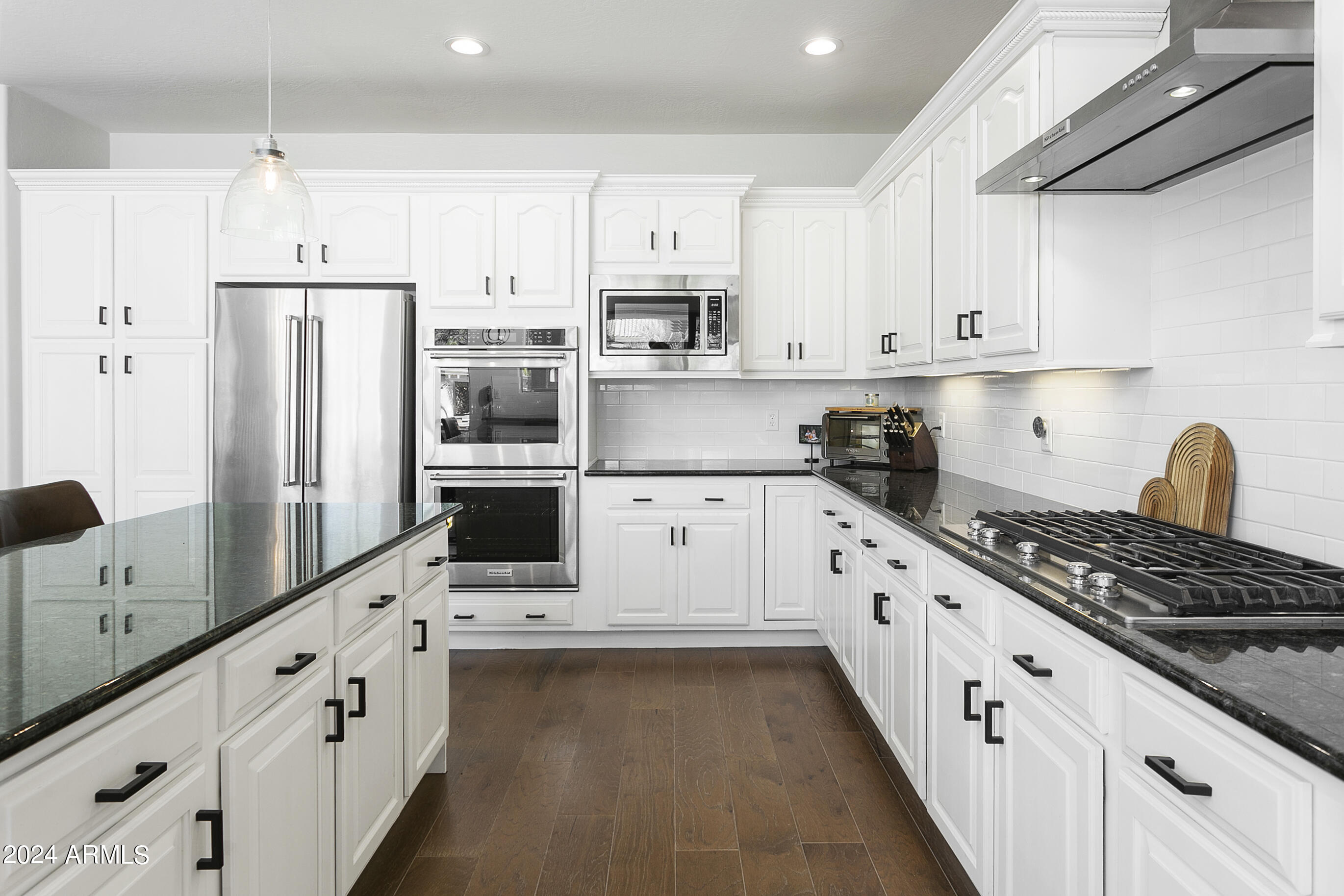 11618 E CHESTNUT Court