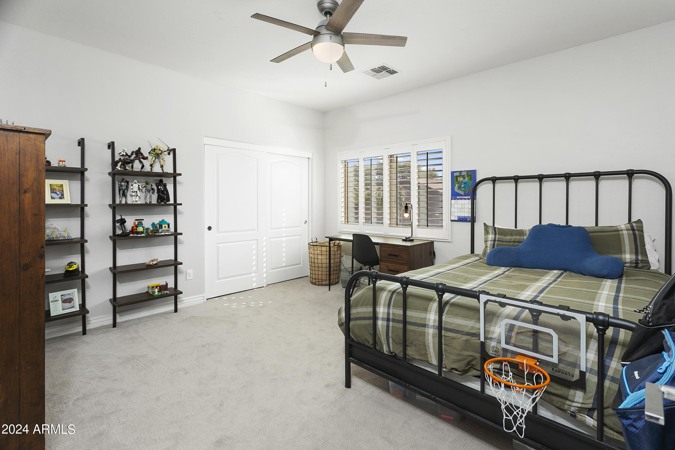 11618 E CHESTNUT Court