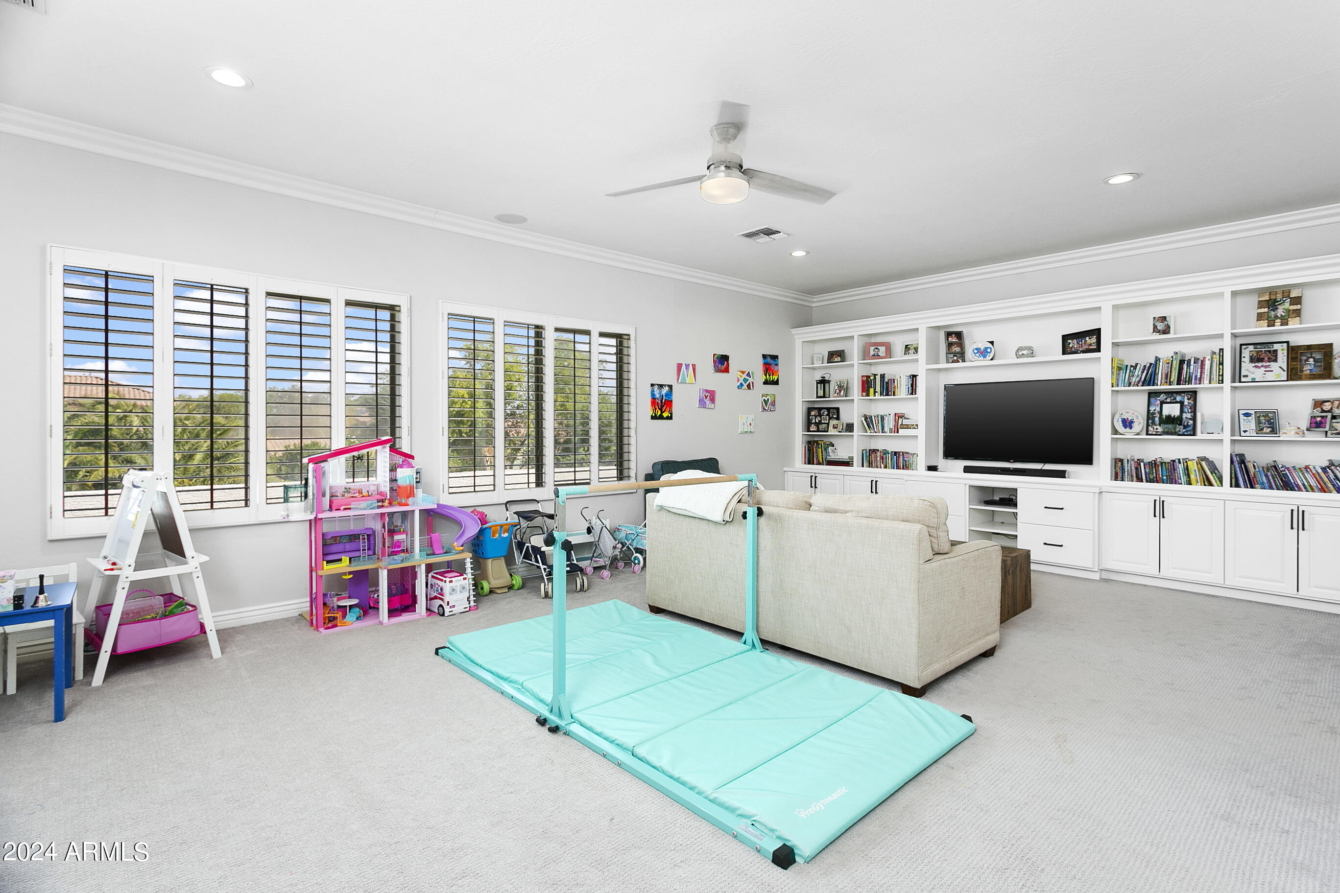 11618 E CHESTNUT Court