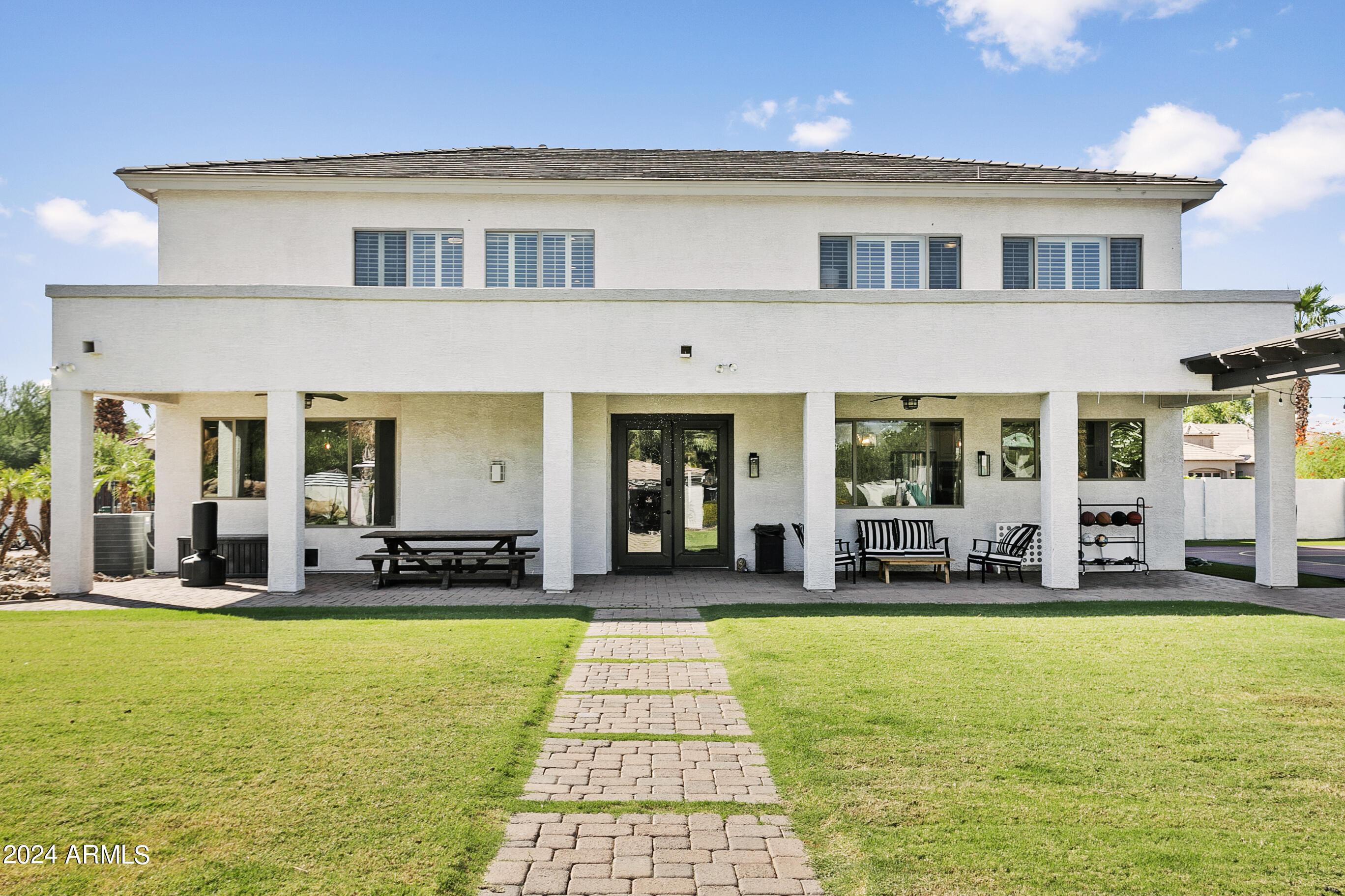 11618 E CHESTNUT Court