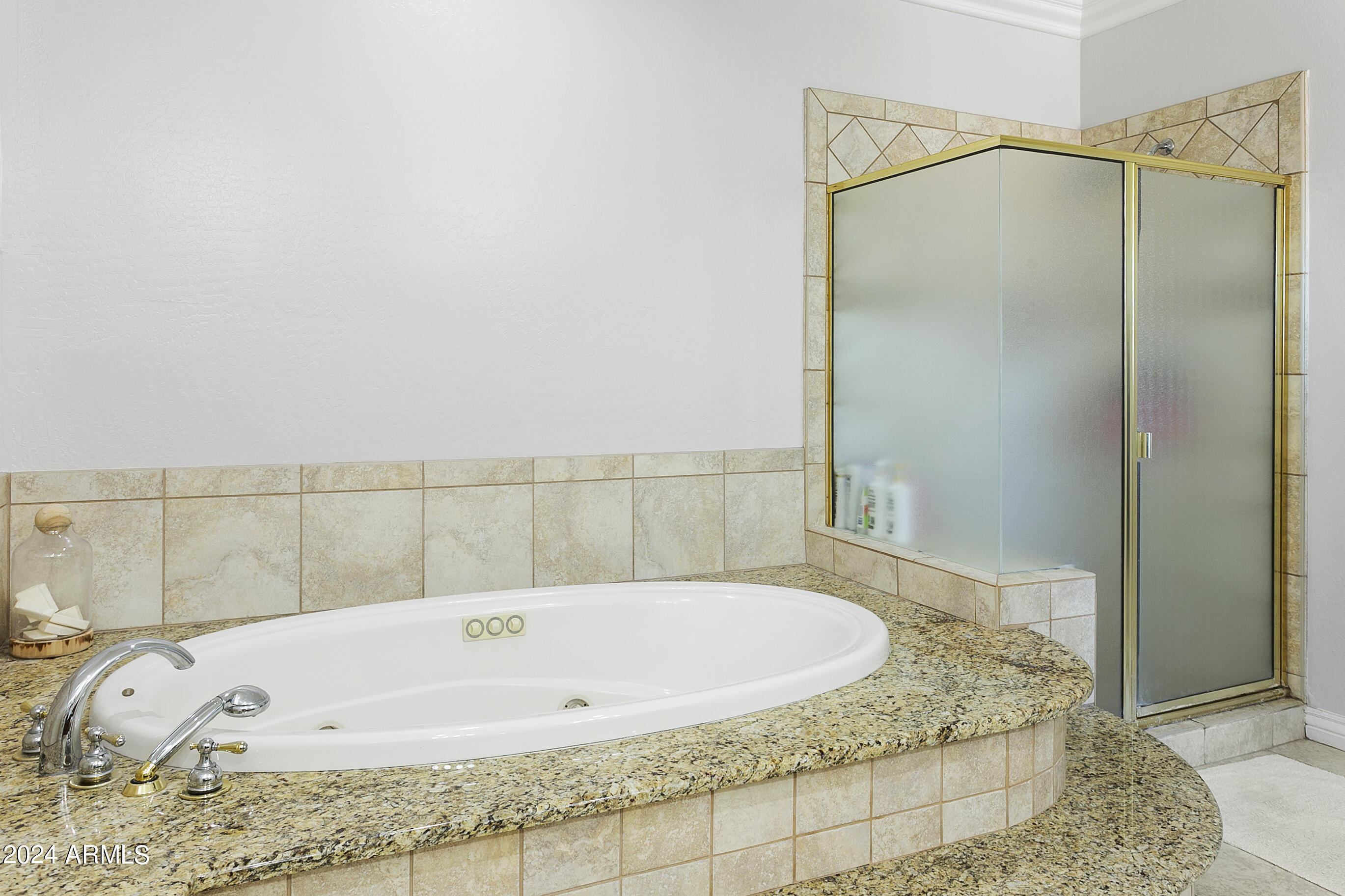 11618 E CHESTNUT Court