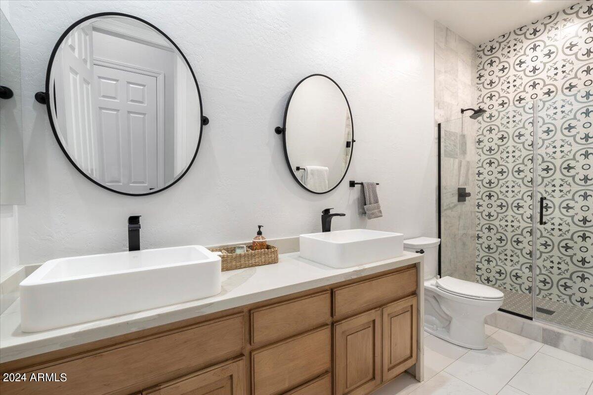 16656 N 111TH Street