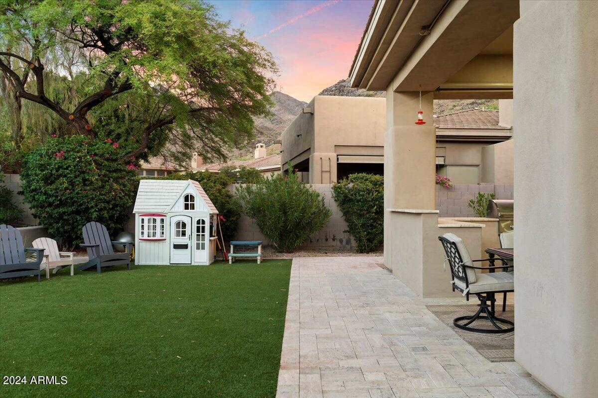 16656 N 111TH Street