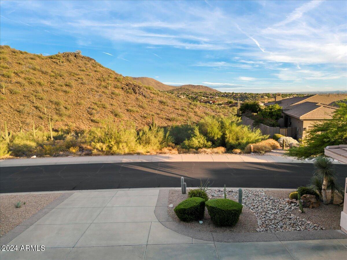 16656 N 111TH Street