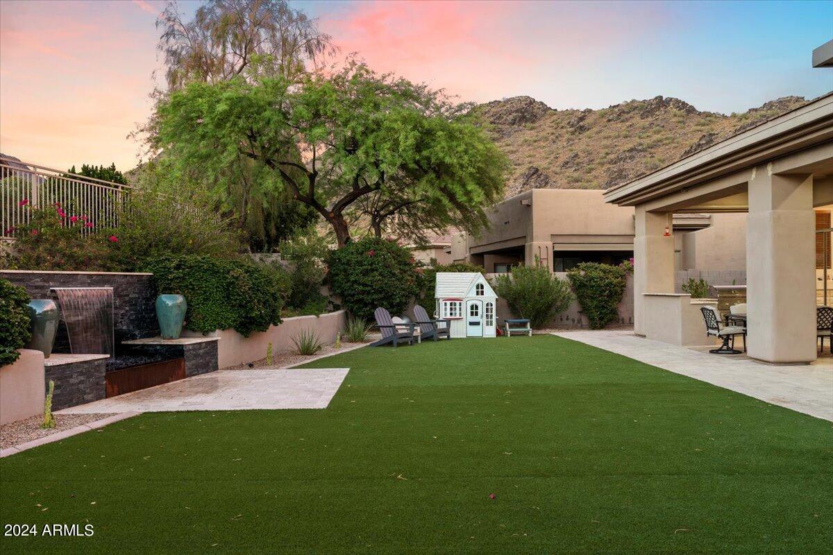 16656 N 111TH Street